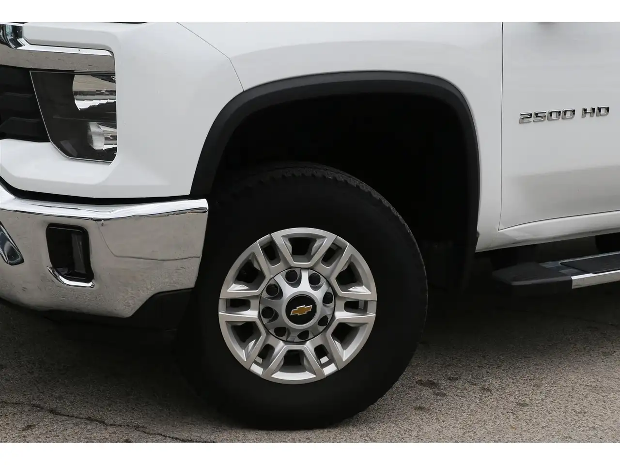 Chevrolet Silverado 2500 photo Chevrolet Silverado 2500