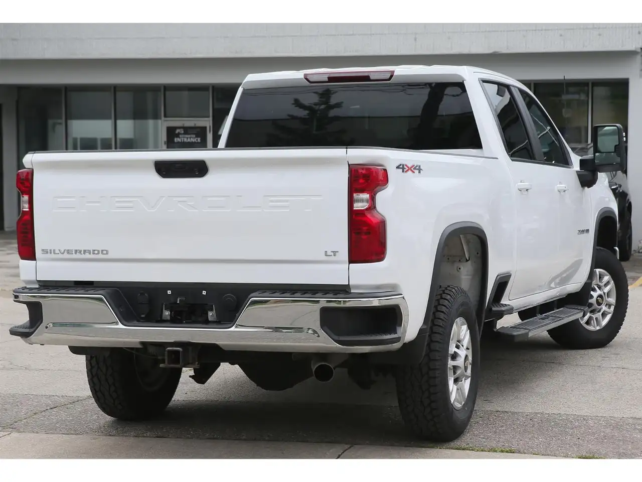 Chevrolet Silverado 2500 photo Chevrolet Silverado 2500