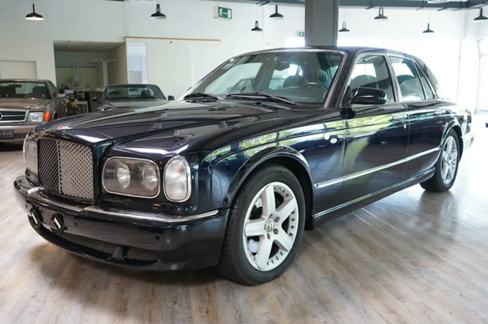 Bentley Arnage Red Label 6.75 V8 Twin Turbo Blau - 2