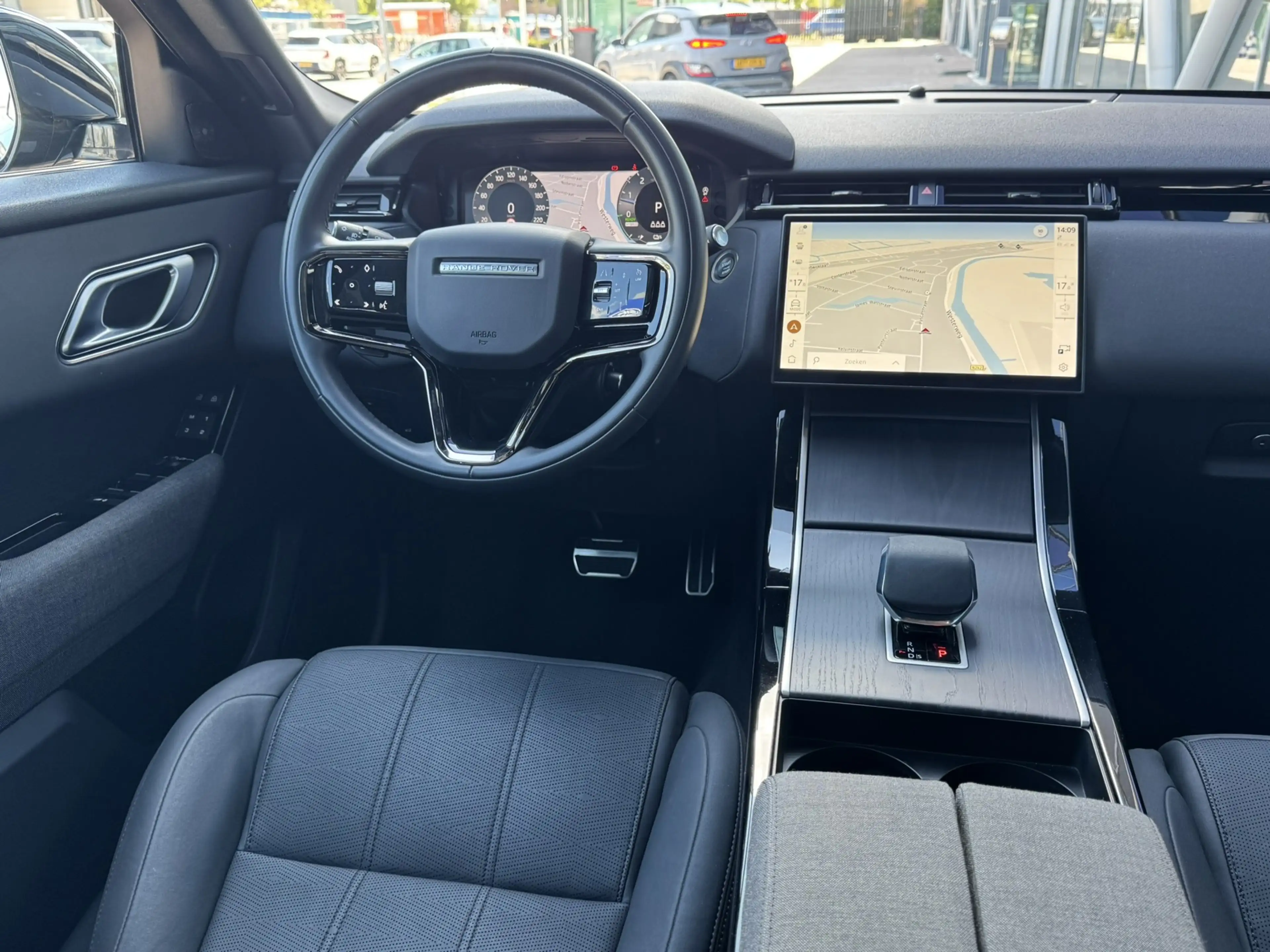 Land Rover Range Rover Velar 2.0 P400e AWD R-Dynamic HSE PHEV FACELIFT 404pk — photo 5