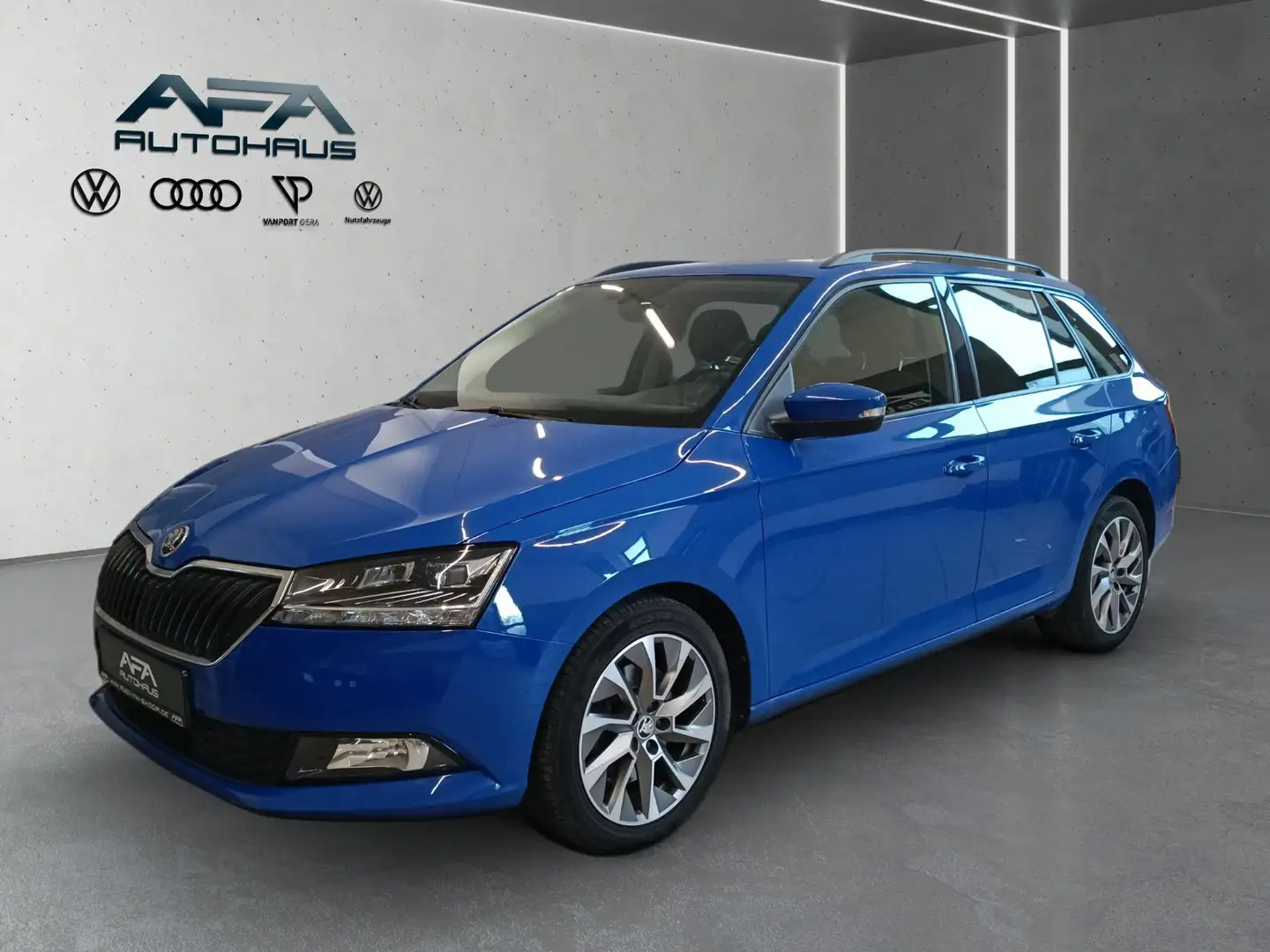 Skoda Fabia Combi 1.0 TSI Ambition DSG NAV*LM16*LED*SHZ Blau - 2