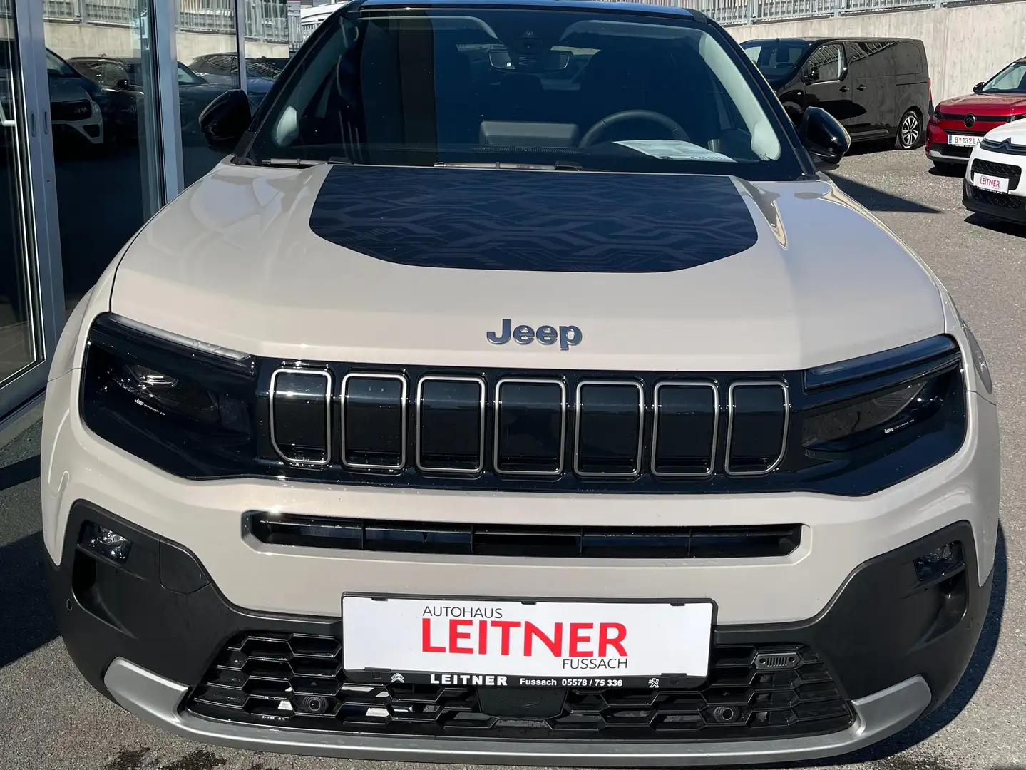 Jeep Avenger 1.2 GSE T3 Summit Beige - 2