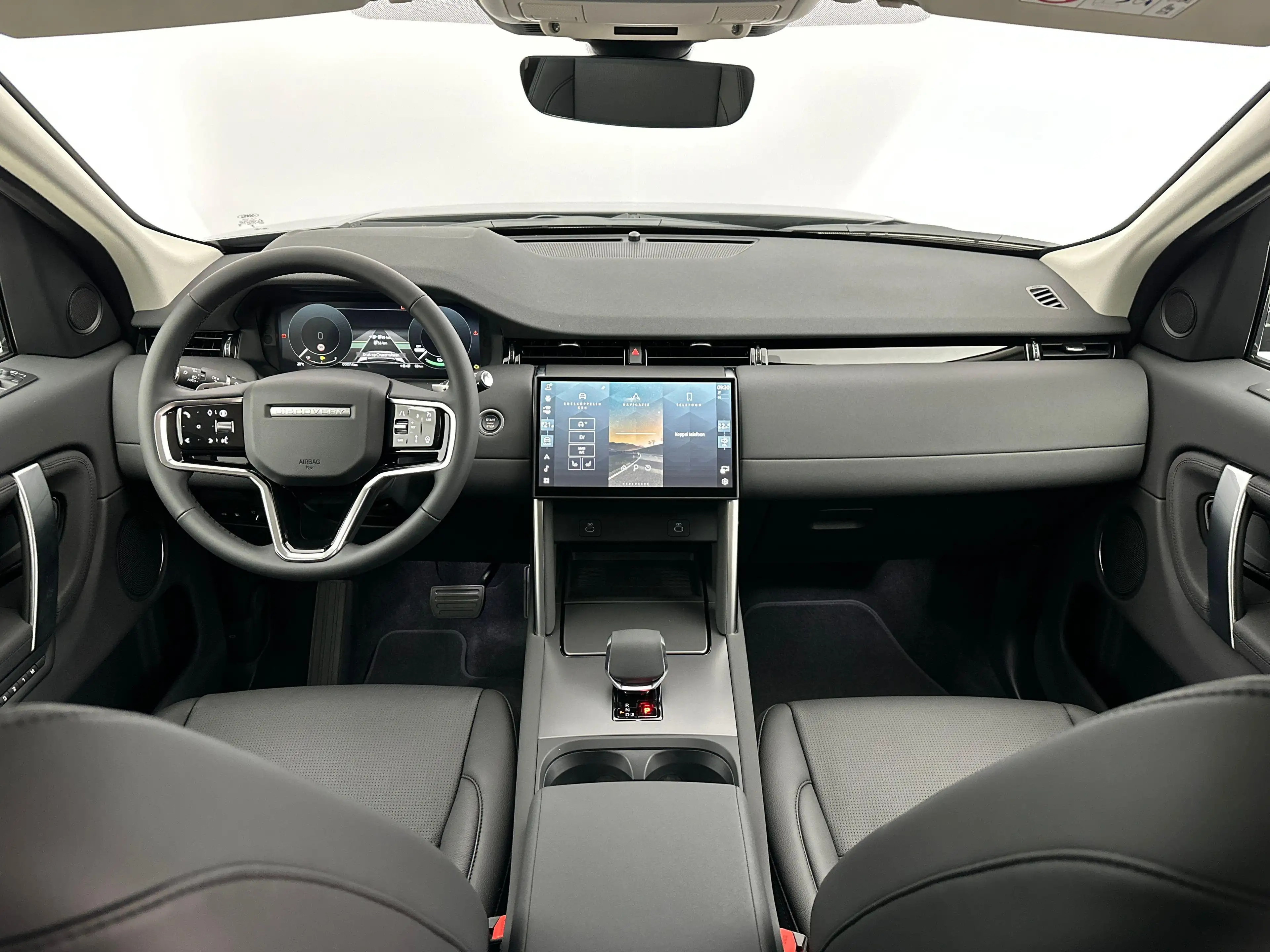 Land Rover Discovery Sport P270e S AWD Auto. 25.5MY — photo 4