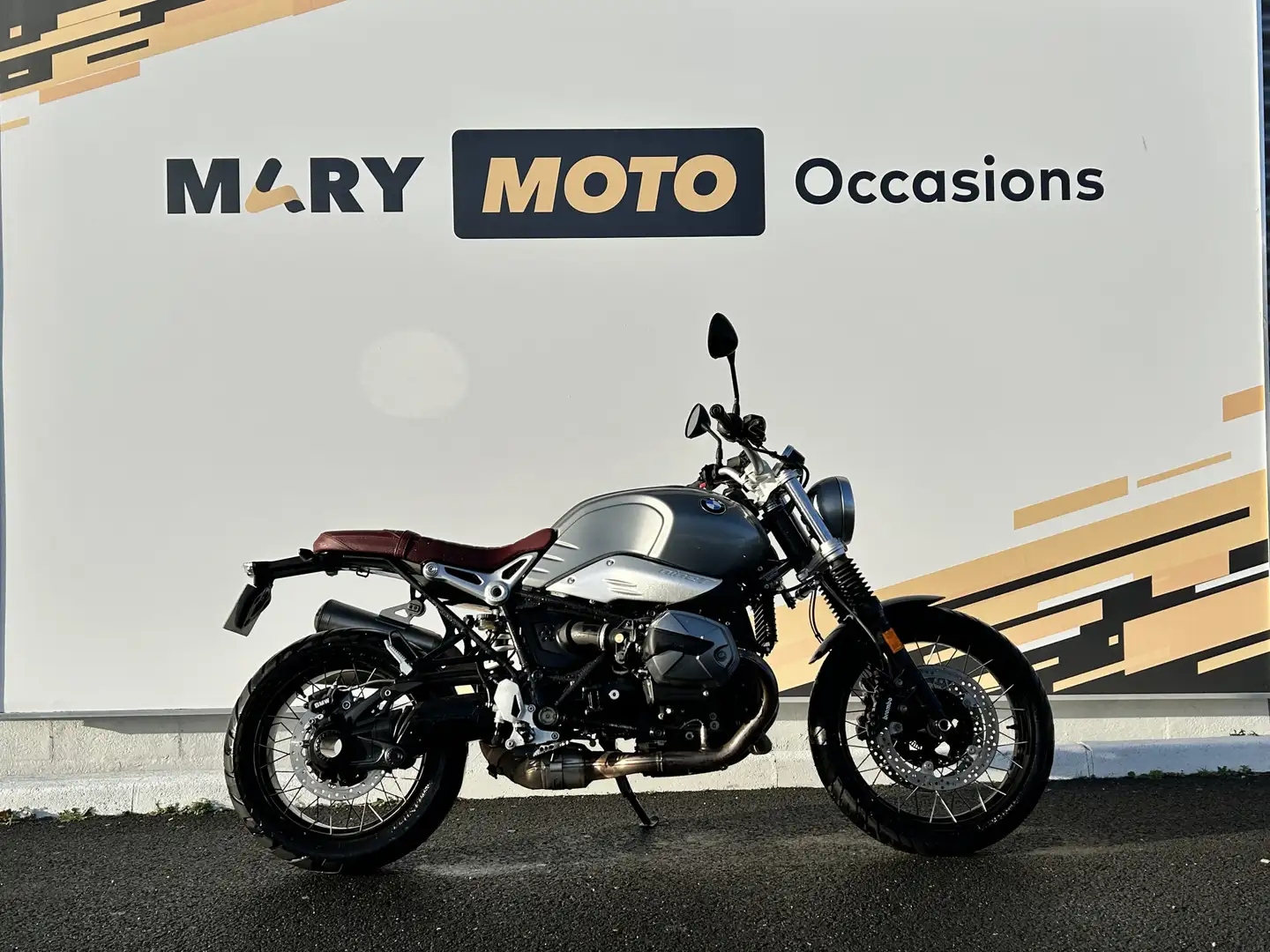 BMW R nineT - 1