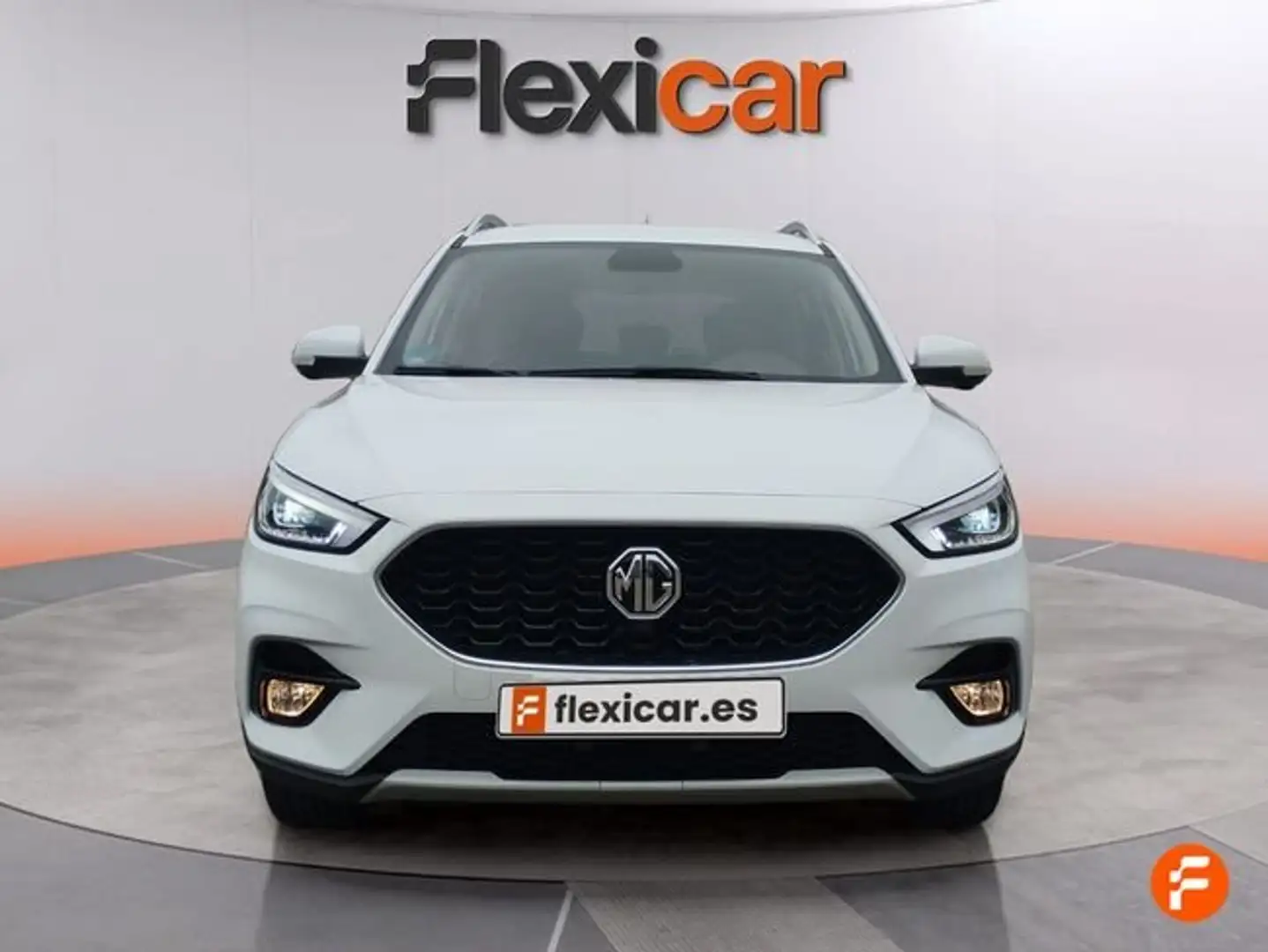 MG ZS 1.5 Luxury Blanco - 2