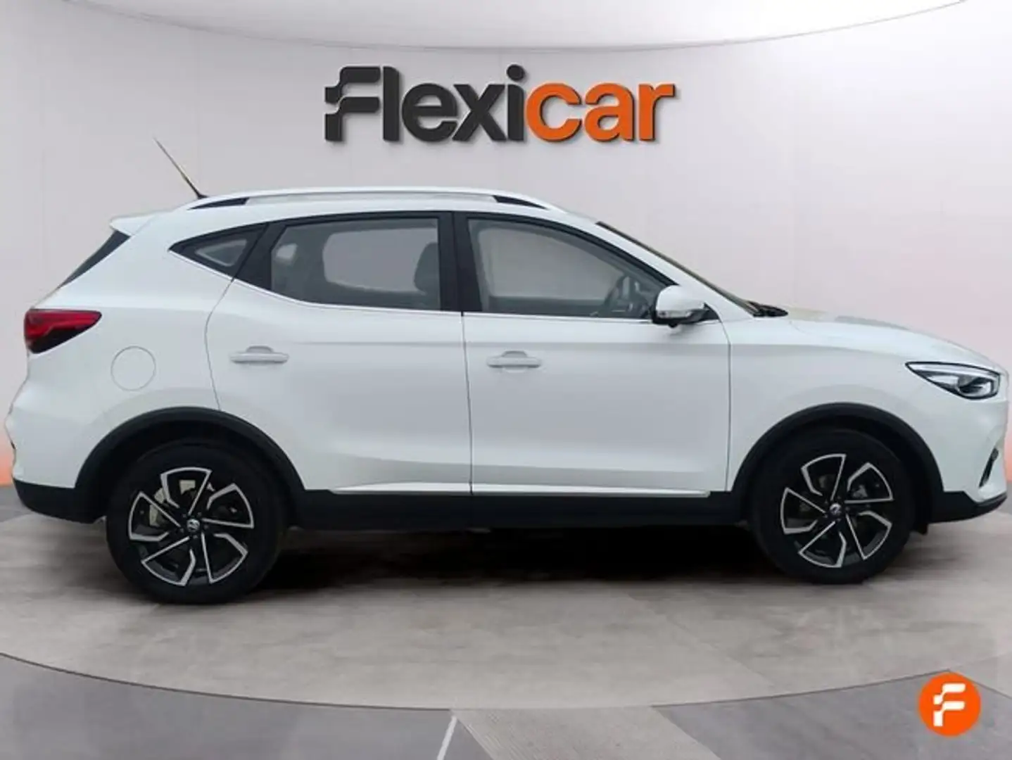 MG ZS 1.5 Luxury Blanco - 1
