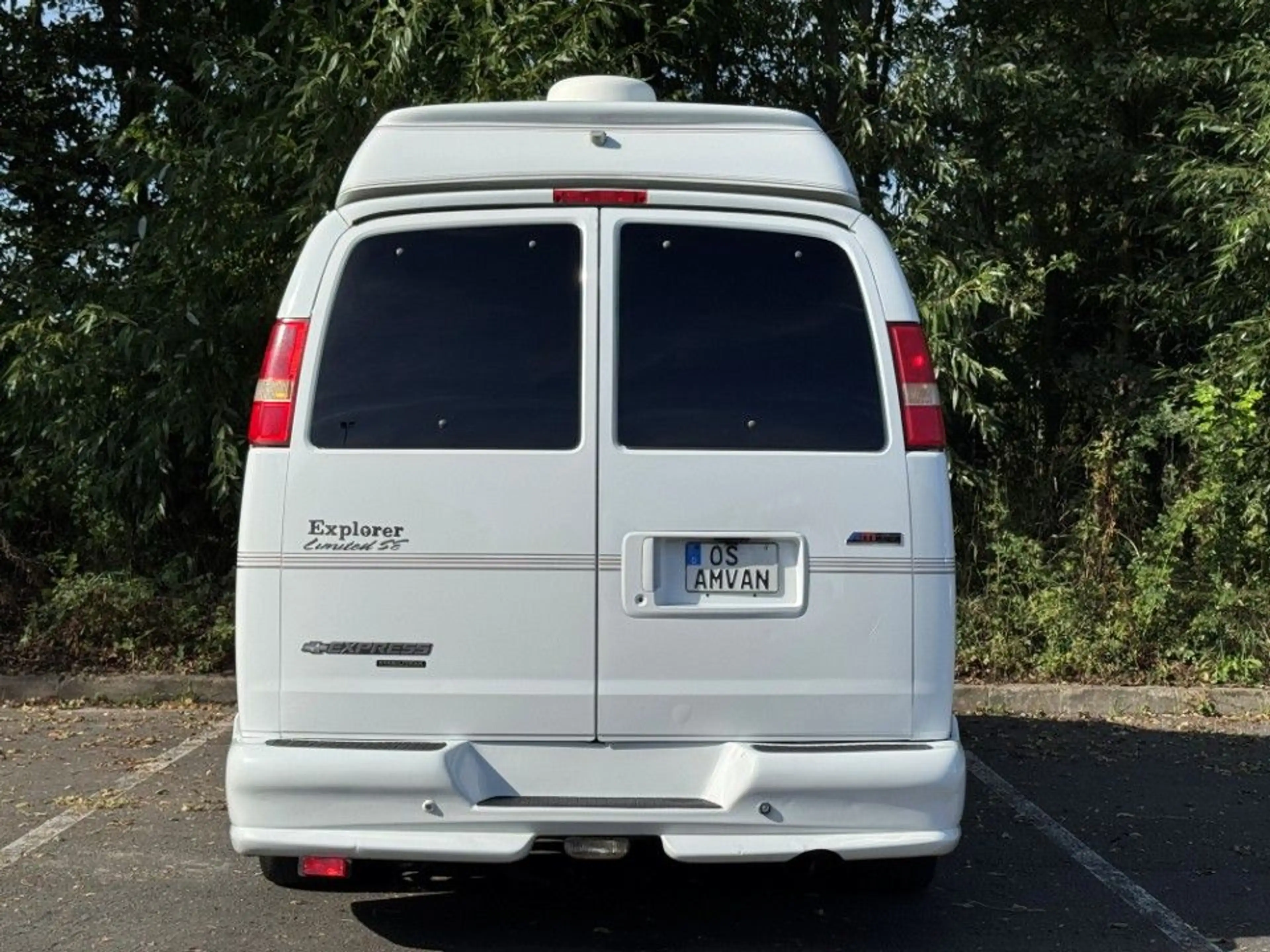 Chevrolet Express Chevy Van Explorer Ltd. SE — photo 23