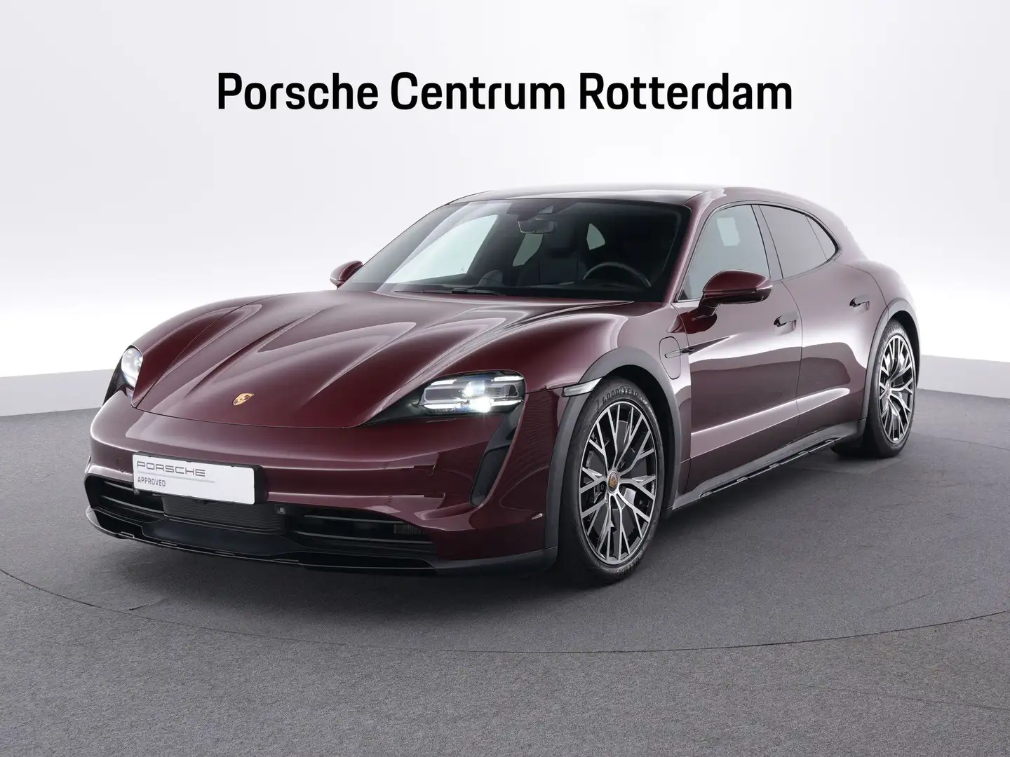Porsche Taycan 4 Cross Turismo Rood - 1