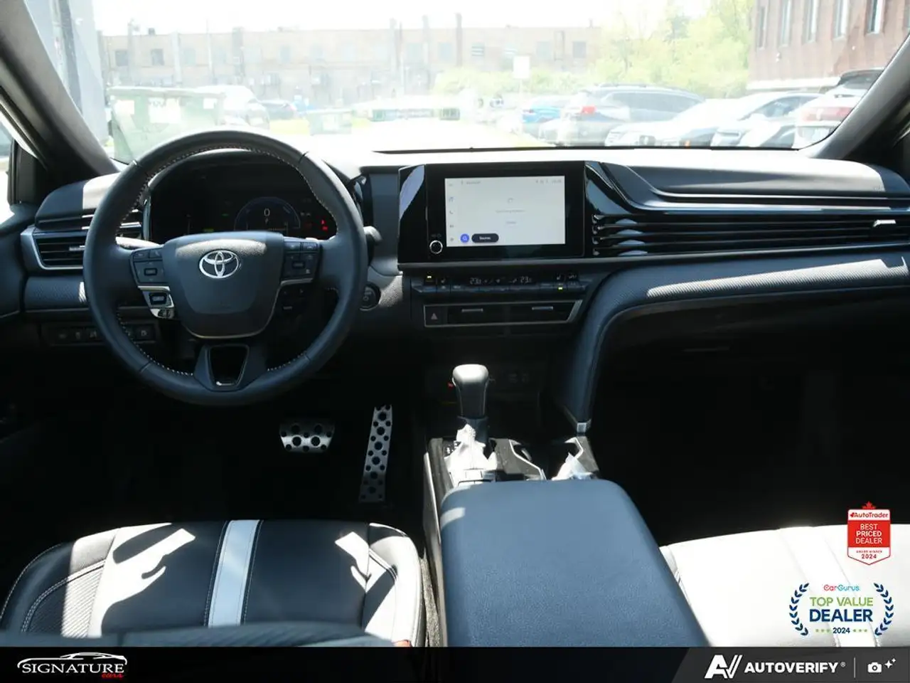 Toyota Camry снимка Toyota Camry