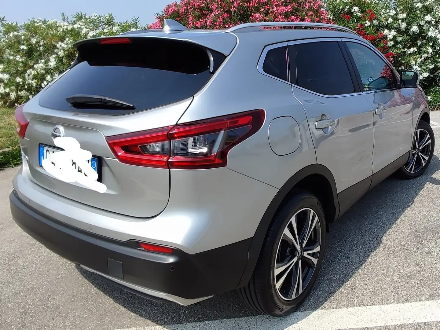 Nissan Qashqai+2 Tekna full optional Argintiu - 1