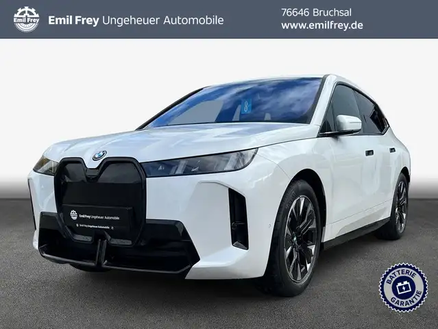 BMW iX xDrive45 300 kW, 5-türig (Strom)