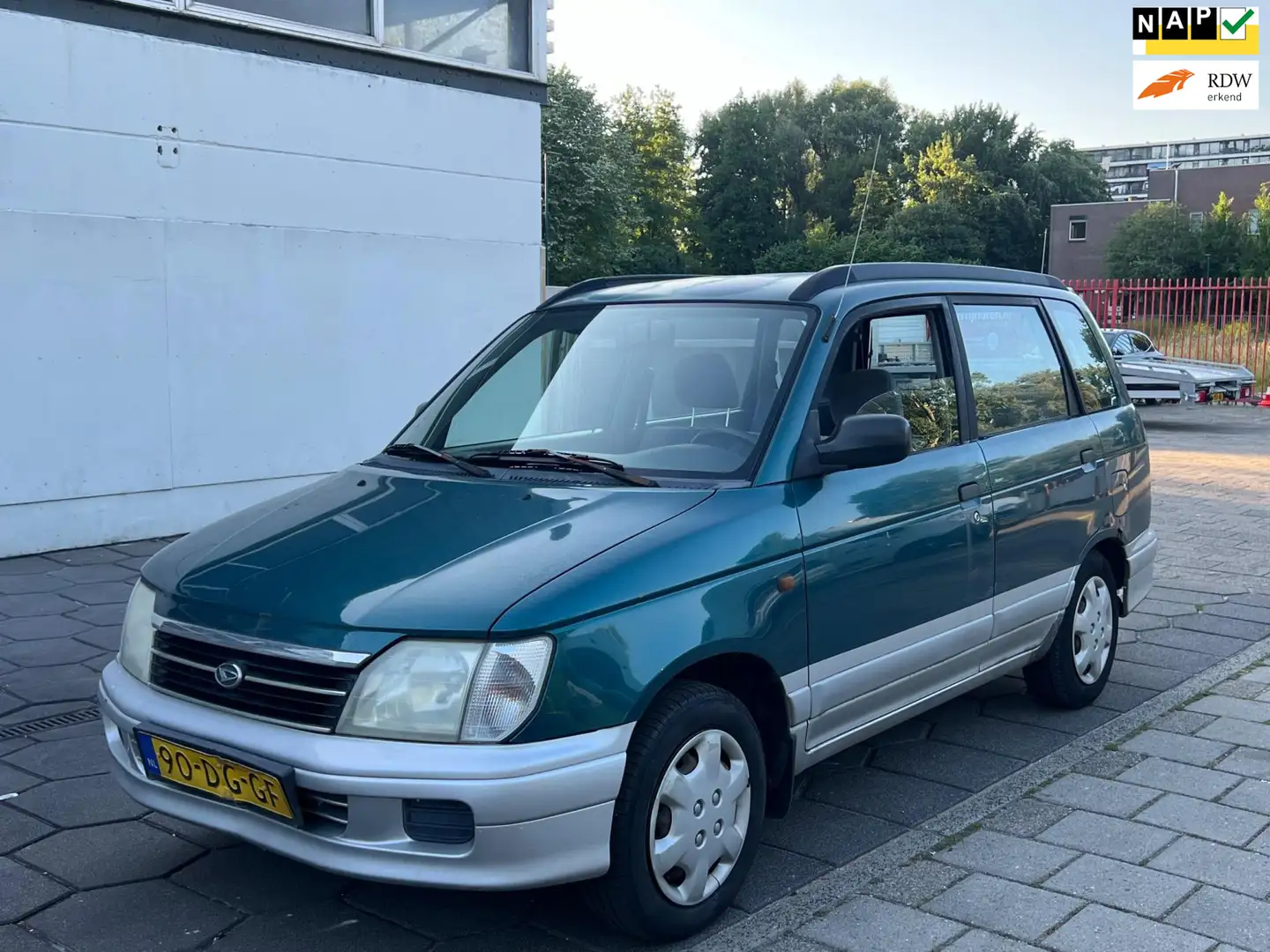 Daihatsu Gran Move 1.6i-16V| NOG 1 JAAR APK Groen - 1