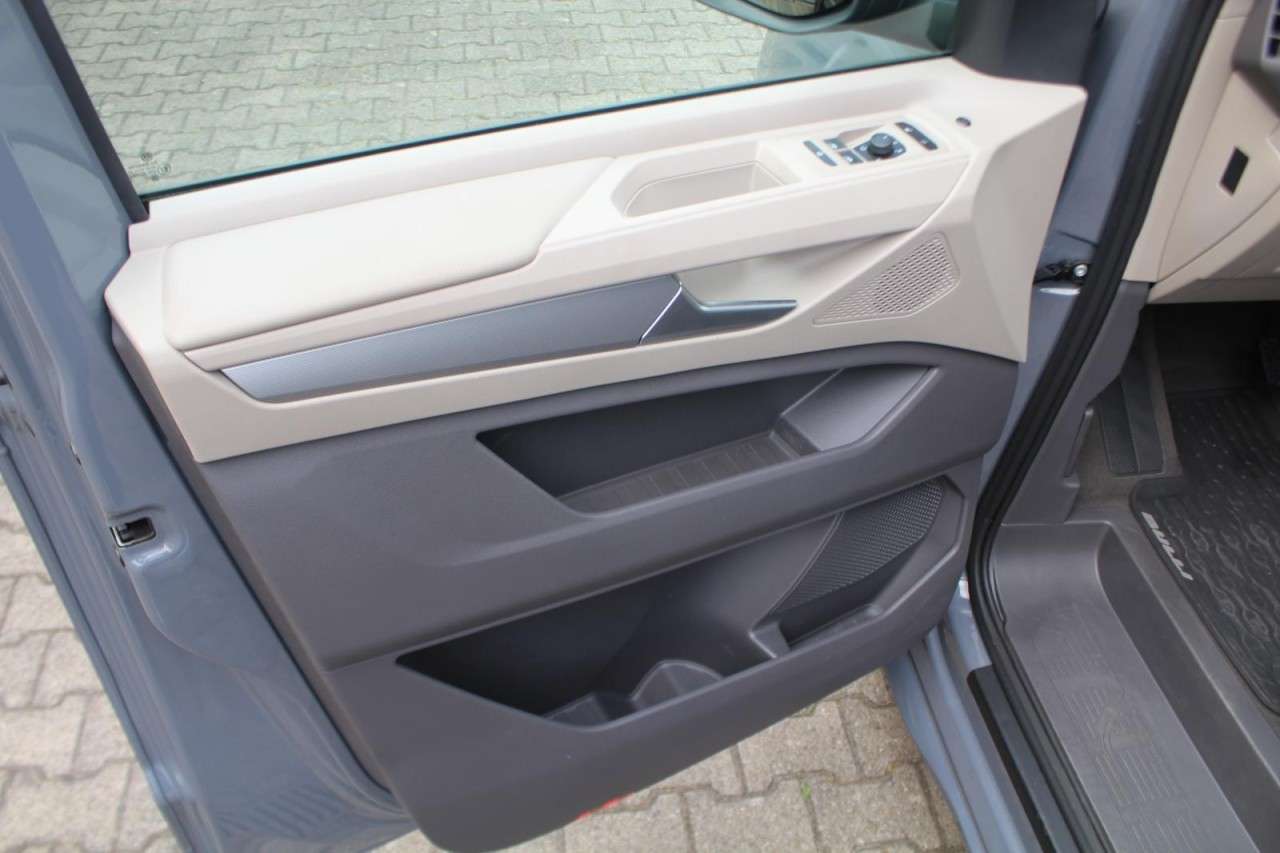 Volkswagen T7