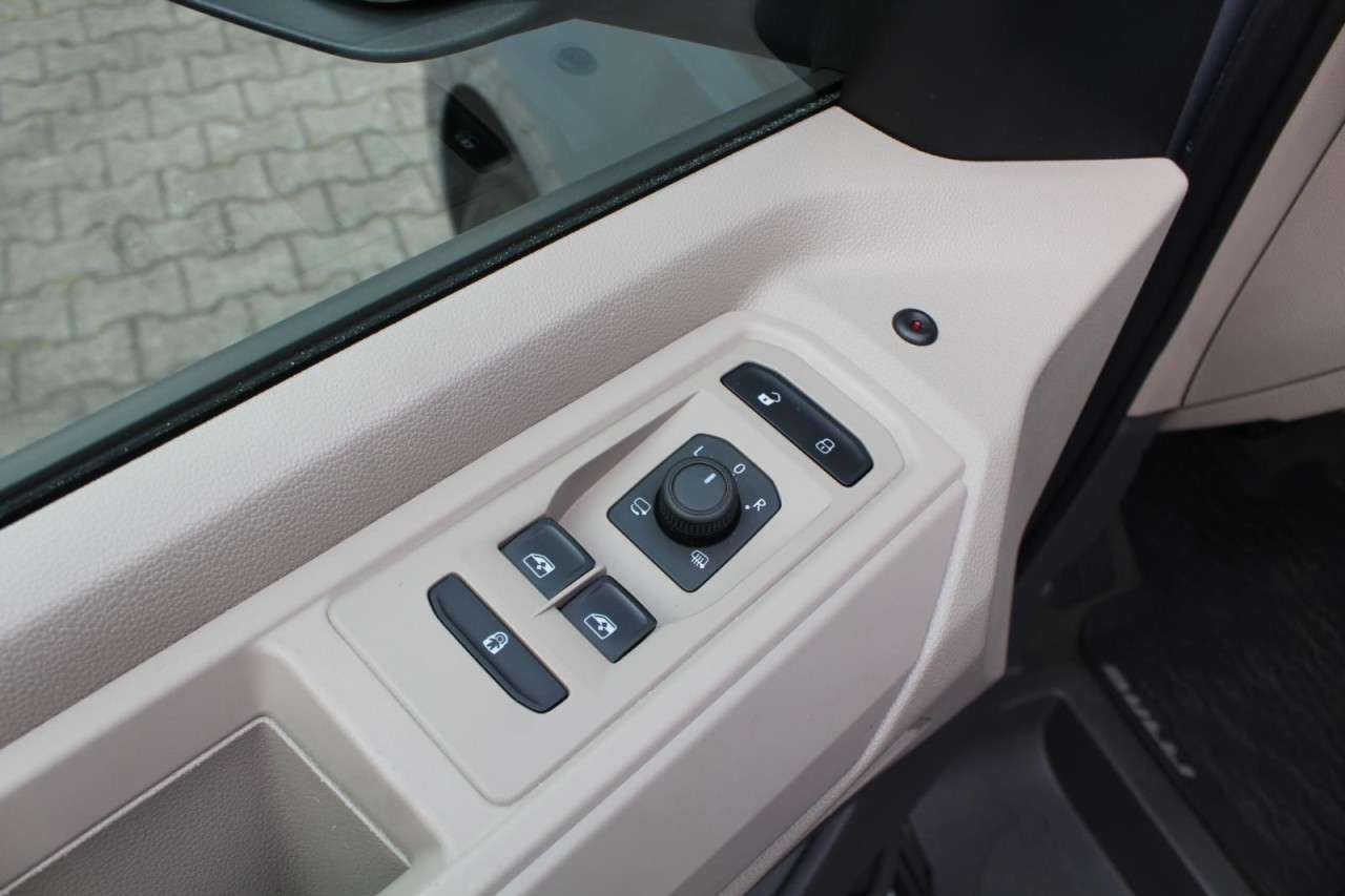 Volkswagen T7
