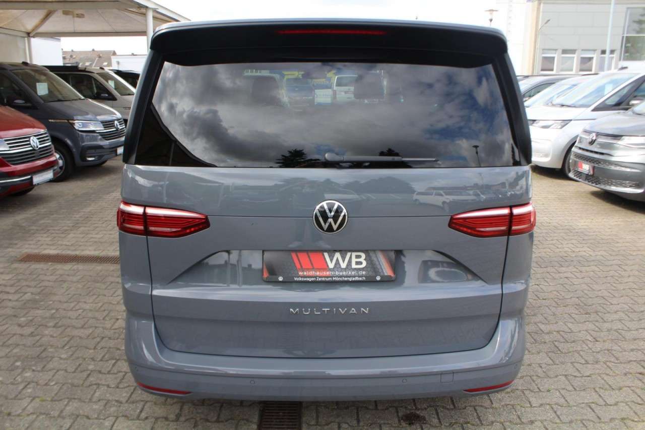 Volkswagen T7