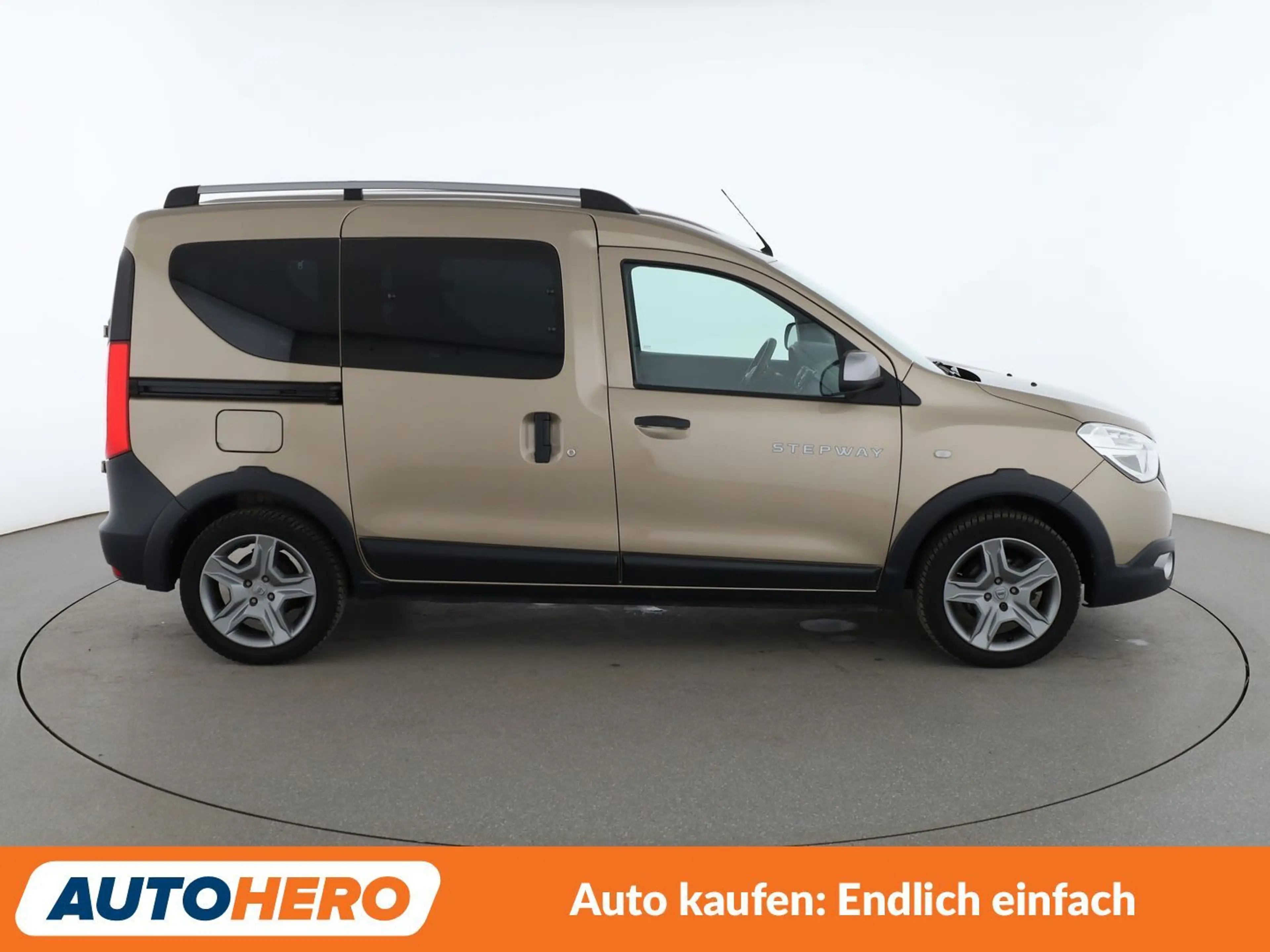 Dacia Dokker 1.6 SCe Stepway*NAV*TEMPO*CAM*PDC*BLUETOOTH* — photo 7