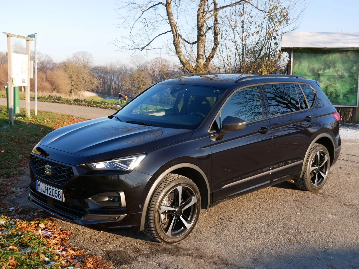 SEAT Tarraco 2.0 TDI FR 4Drive 7-Sitzer Negru - 1