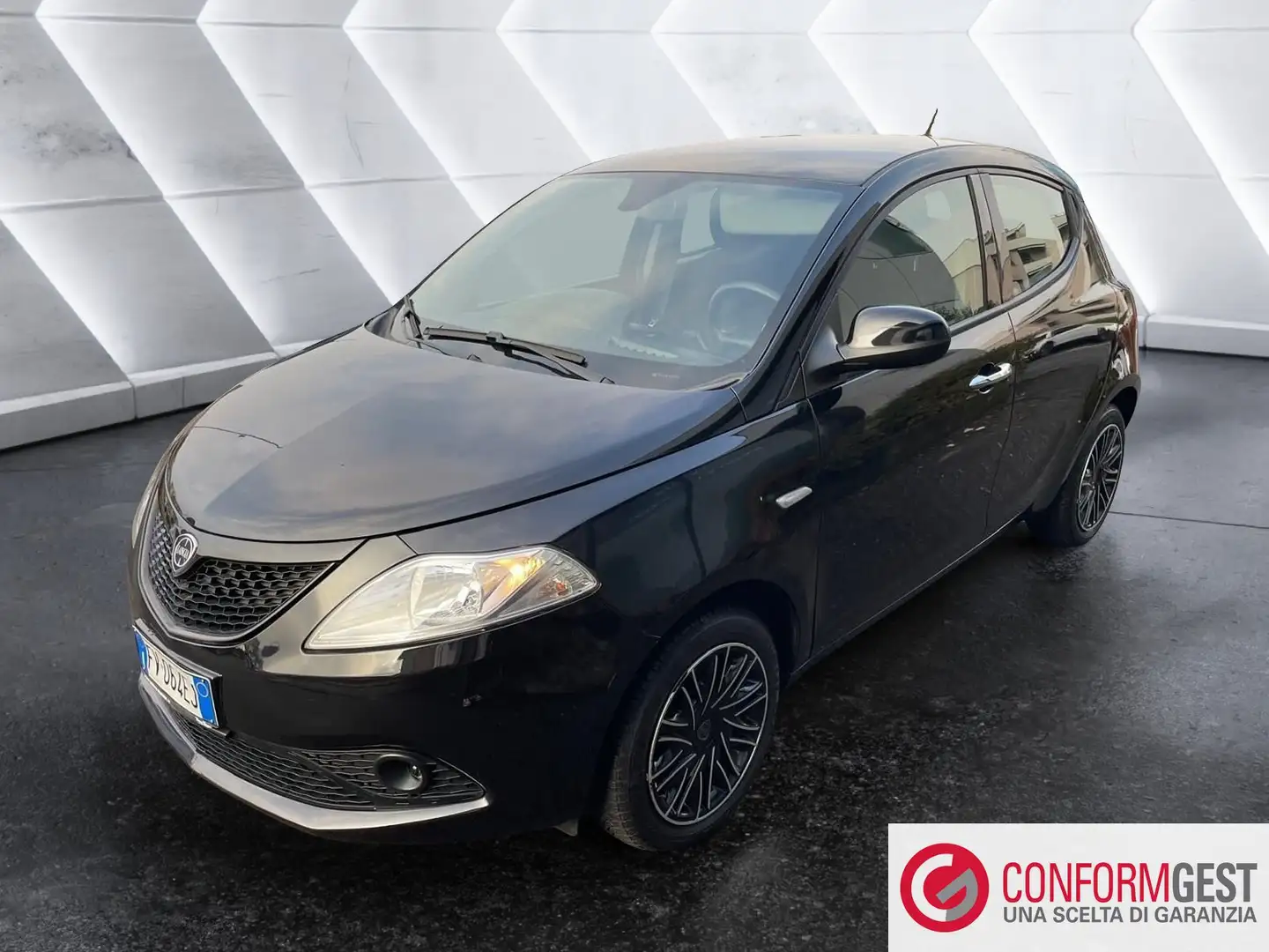 Lancia Ypsilon Ypsilon 1.2 69 CV 5 porte S&S Gold Noir - 1