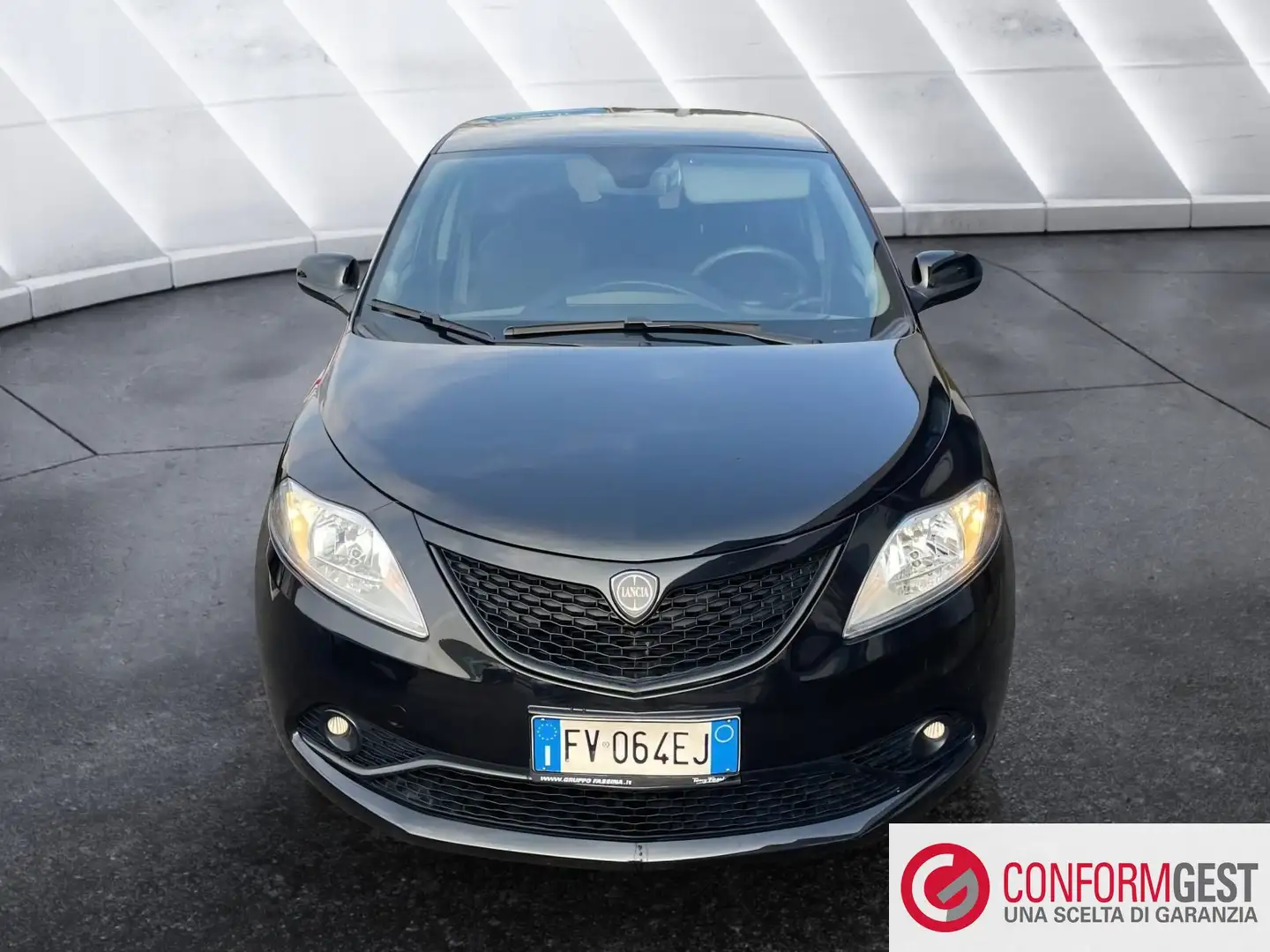 Lancia Ypsilon Ypsilon 1.2 69 CV 5 porte S&S Gold Noir - 2