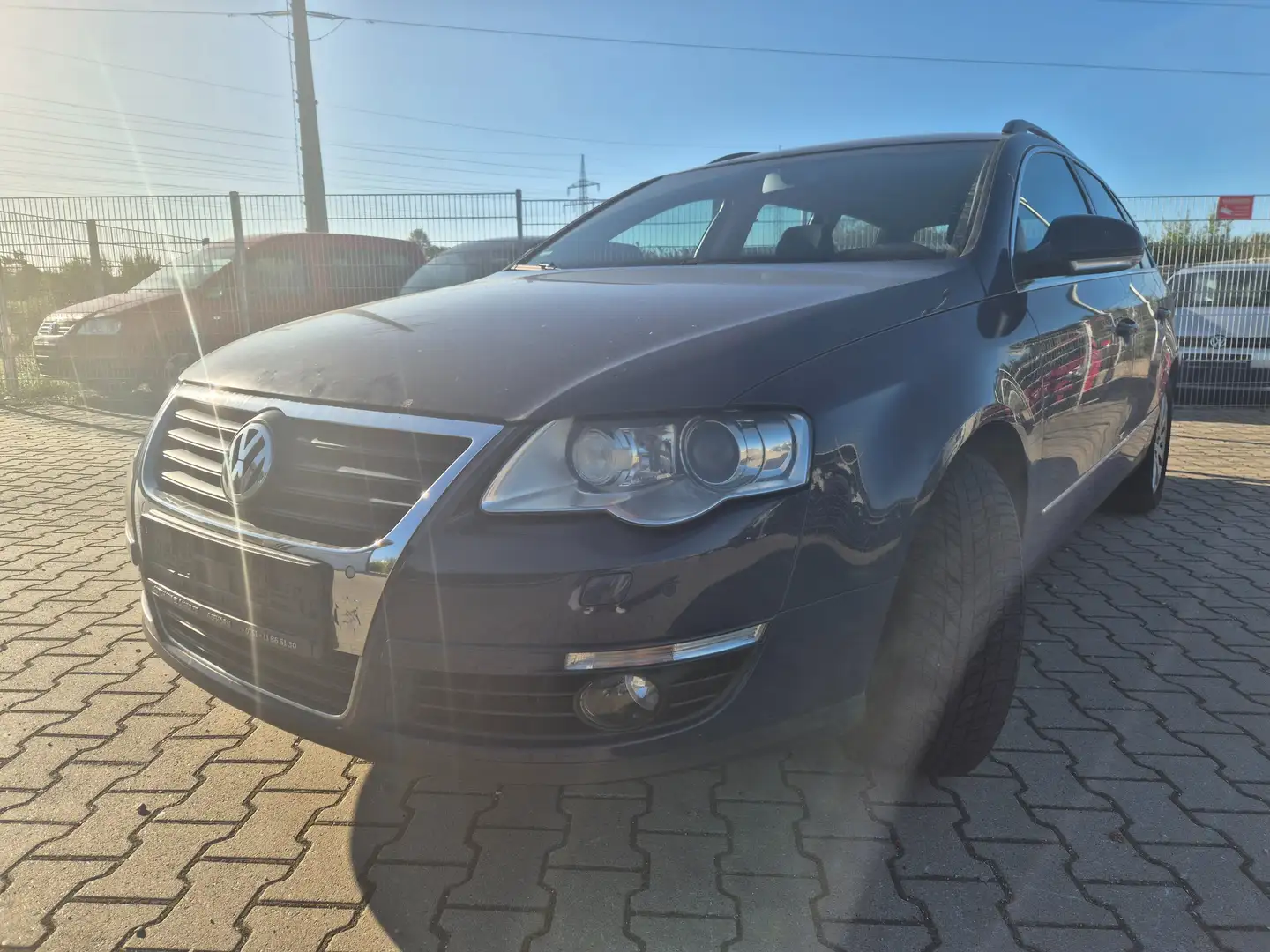 Volkswagen Passat Variant 2.0 TDI 4Motion Comfortline TÜV NEU Blau - 2