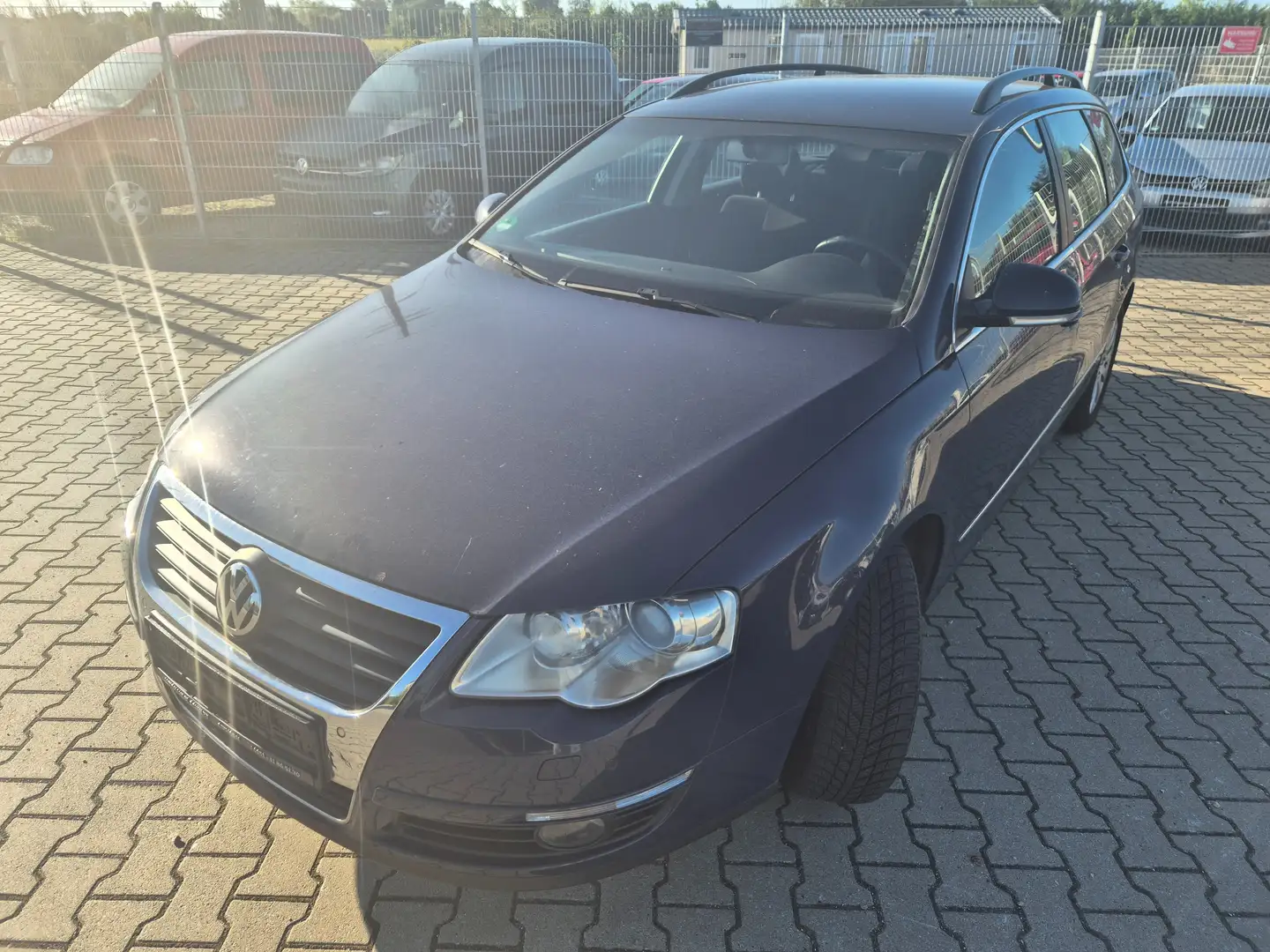 Volkswagen Passat Variant 2.0 TDI 4Motion Comfortline TÜV NEU Blau - 1