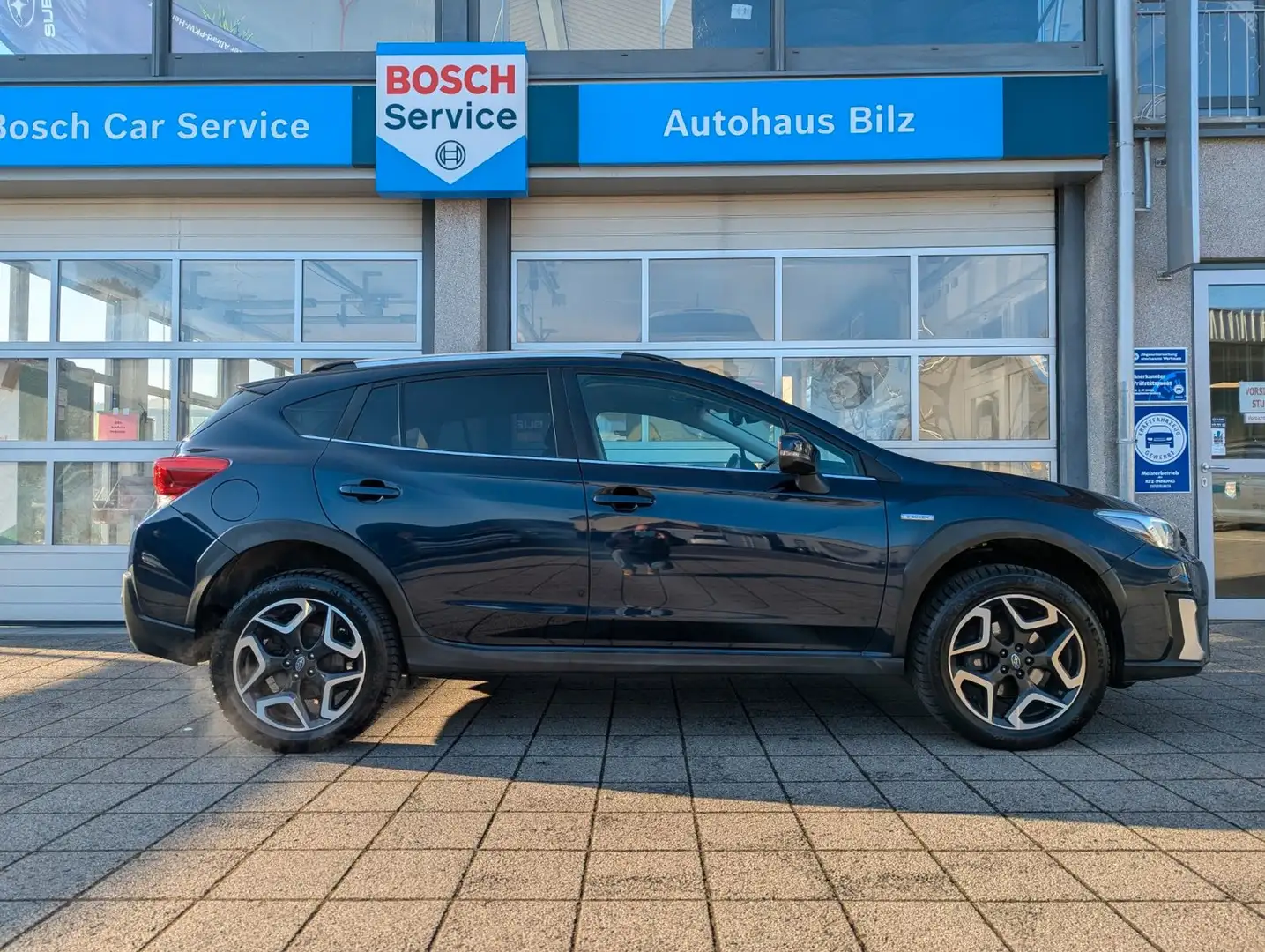 Subaru XV Comfort 2.0*Kamera*Navi*Automatik*Allrad*AHK* Blau - 2