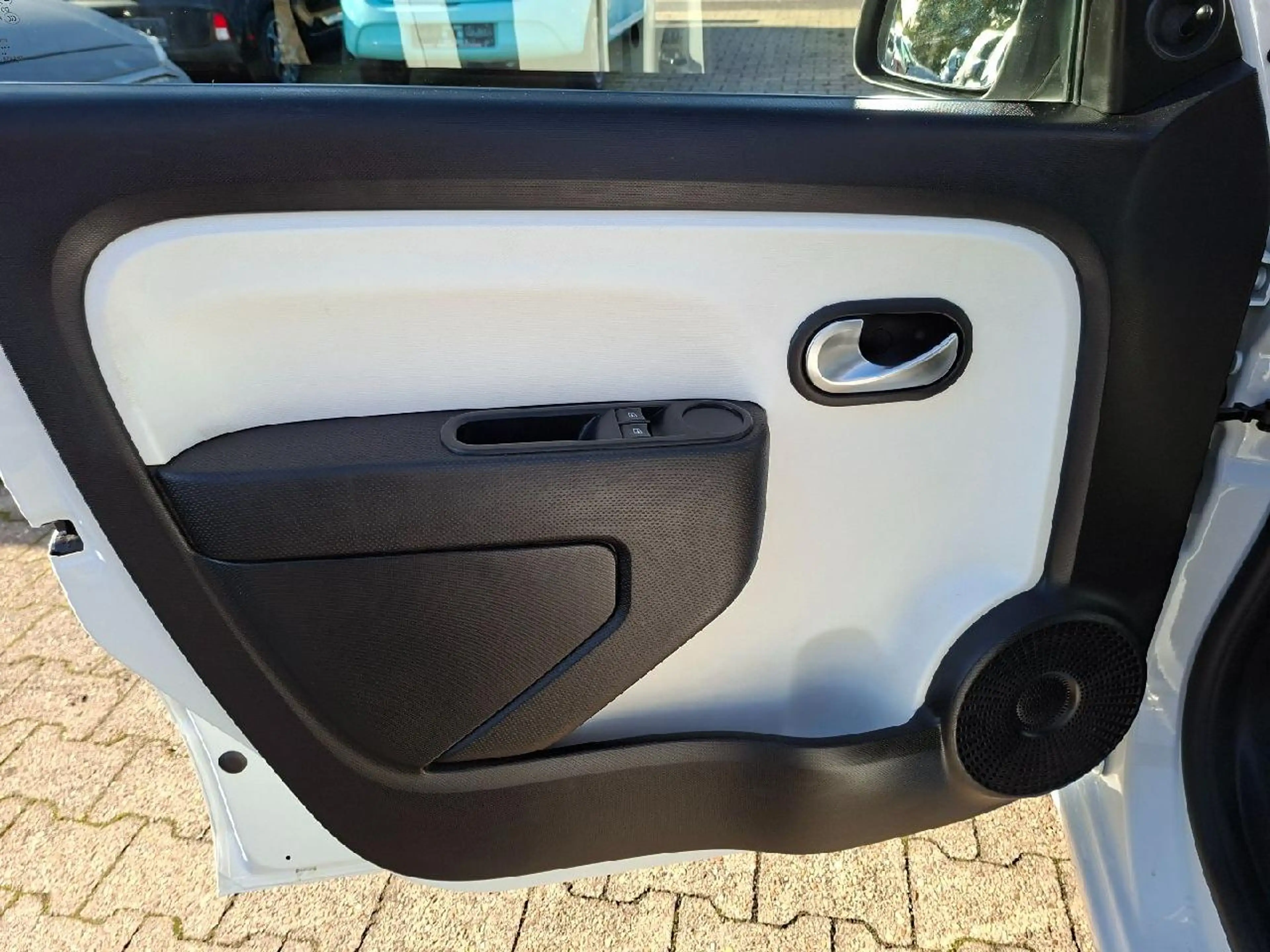 Renault Twingo Limited*Klima*SHZ*USB*Freisprech — photo 7