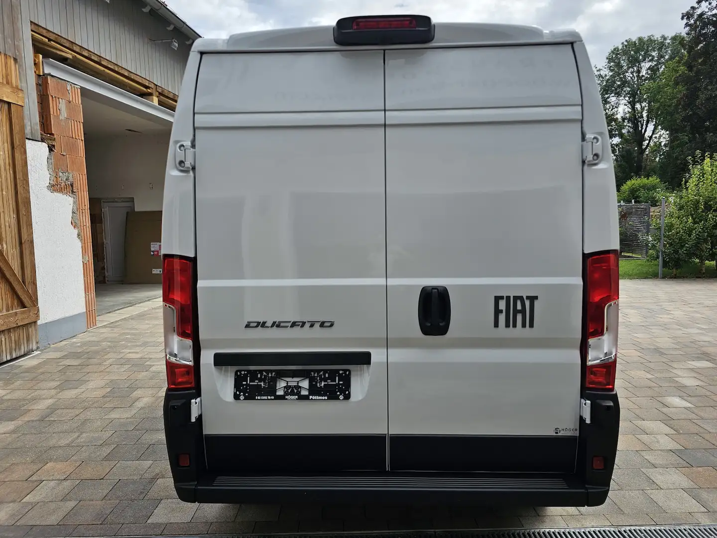 Car Image 35