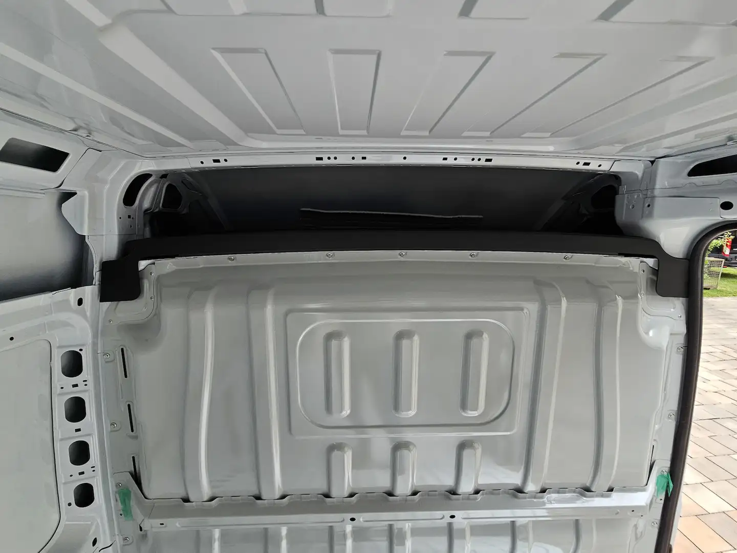 Car Image 37