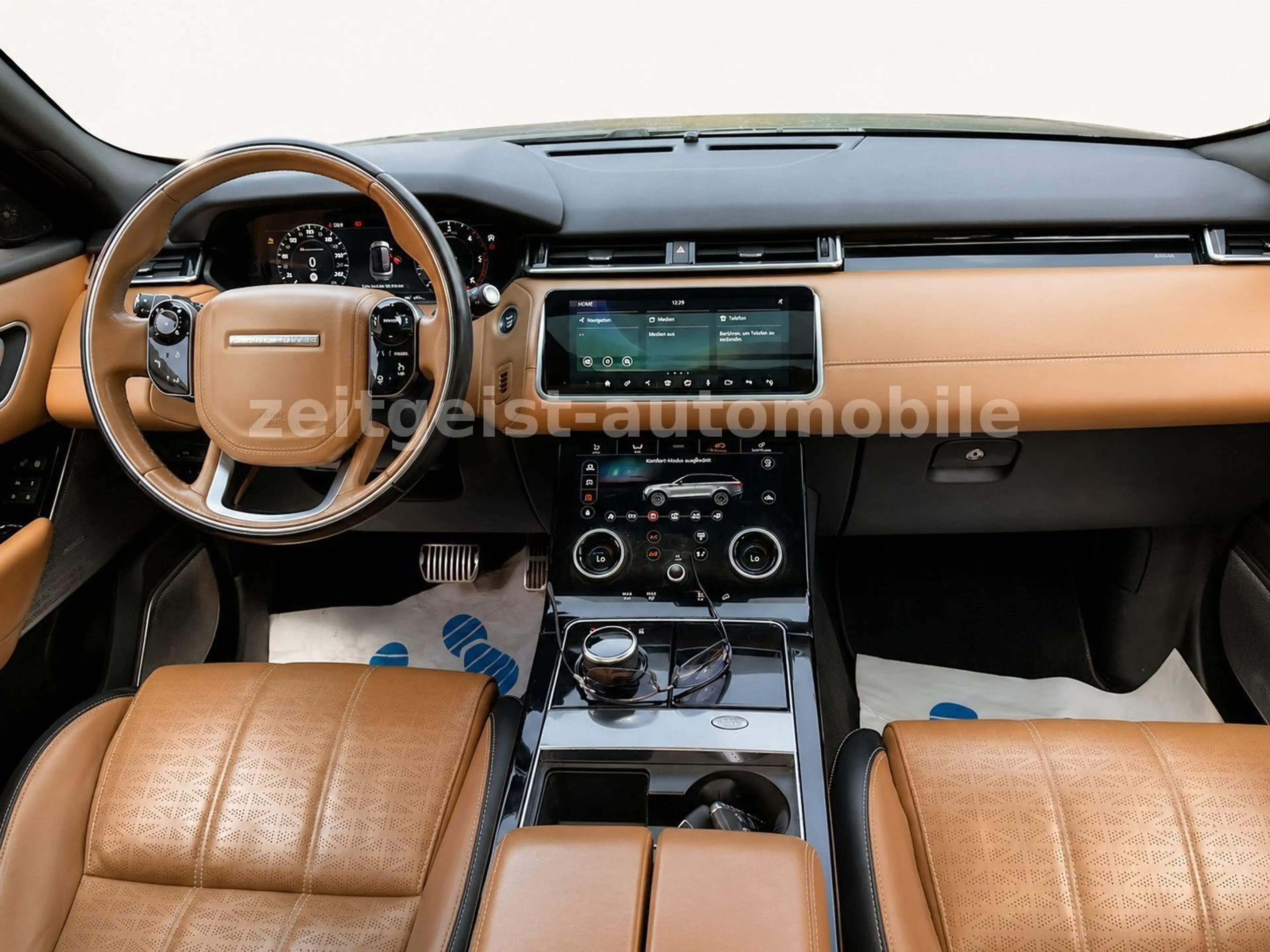 Land Rover Range Rover Velar D300 R-Dynamic HSE*VOLL*2 — photo 11