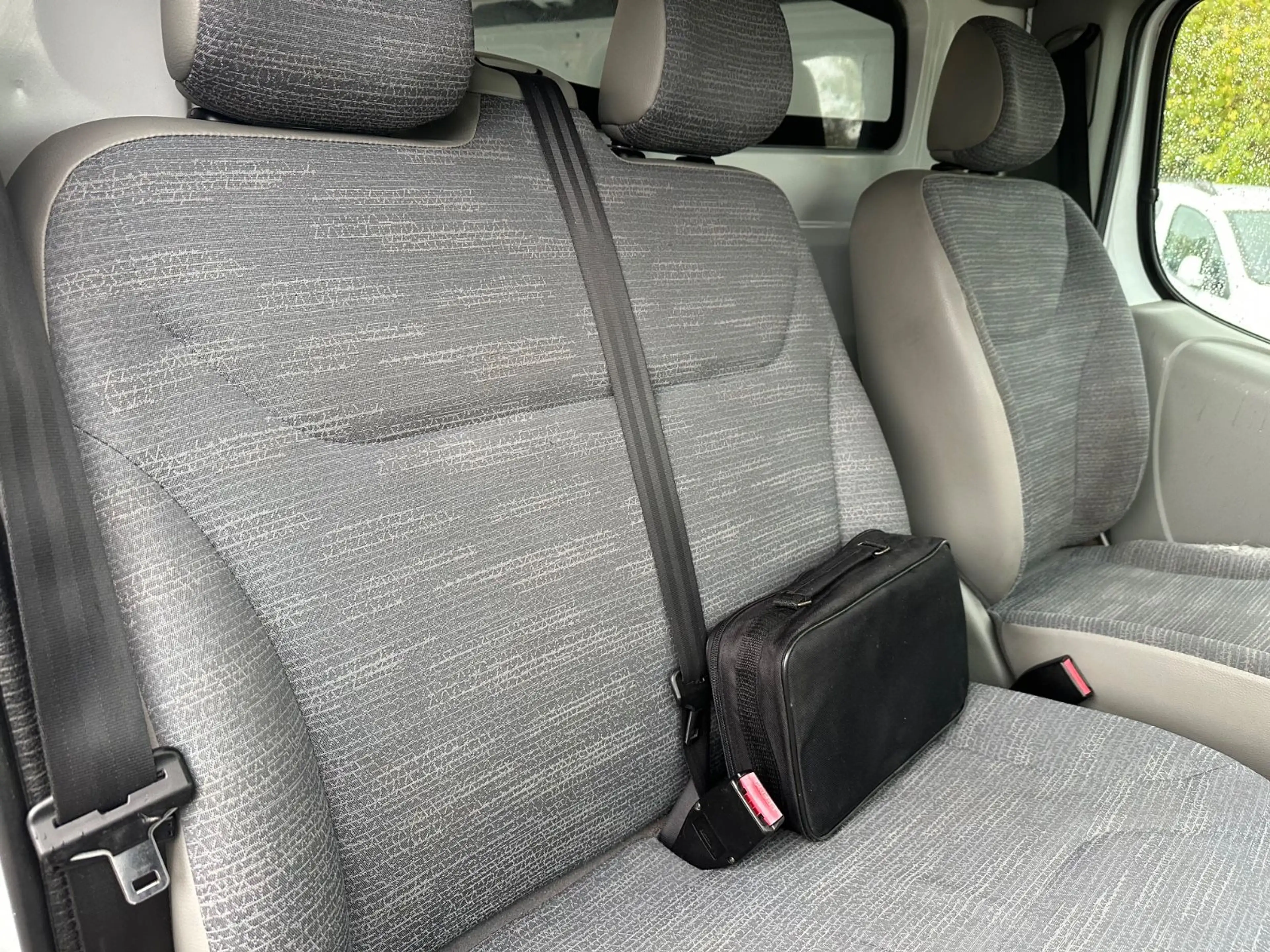 Renault Trafic Kasten L1H1 2,9t Dachträger Klima Sortimo — photo 15