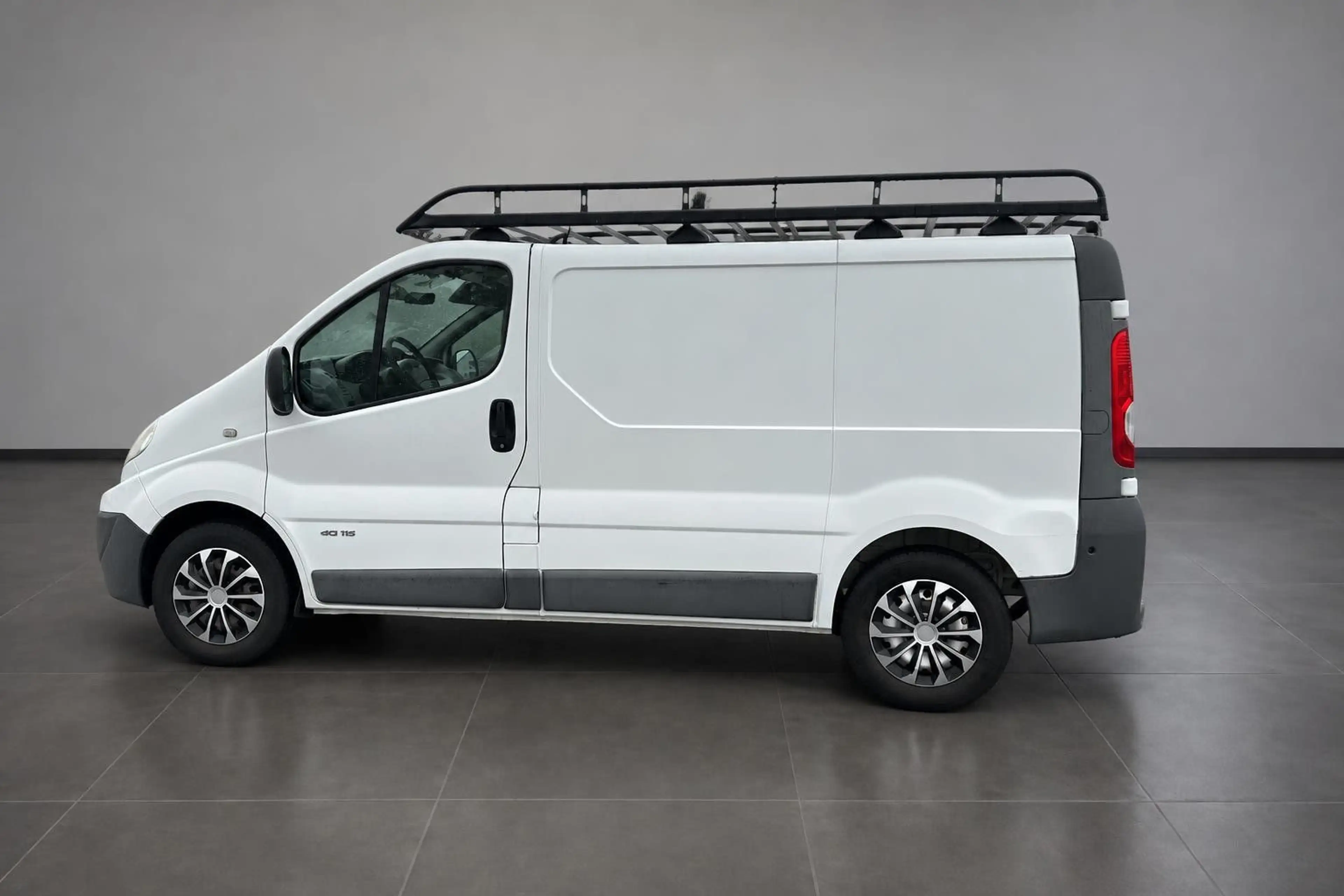 Renault Trafic Kasten L1H1 2,9t Dachträger Klima Sortimo — photo 8