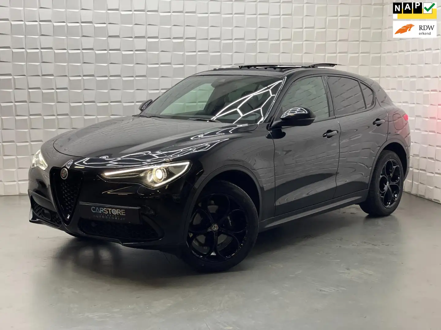 Alfa Romeo Stelvio 2.0 T AWD First Edition 280 PK BLACK PACK Noir - 1