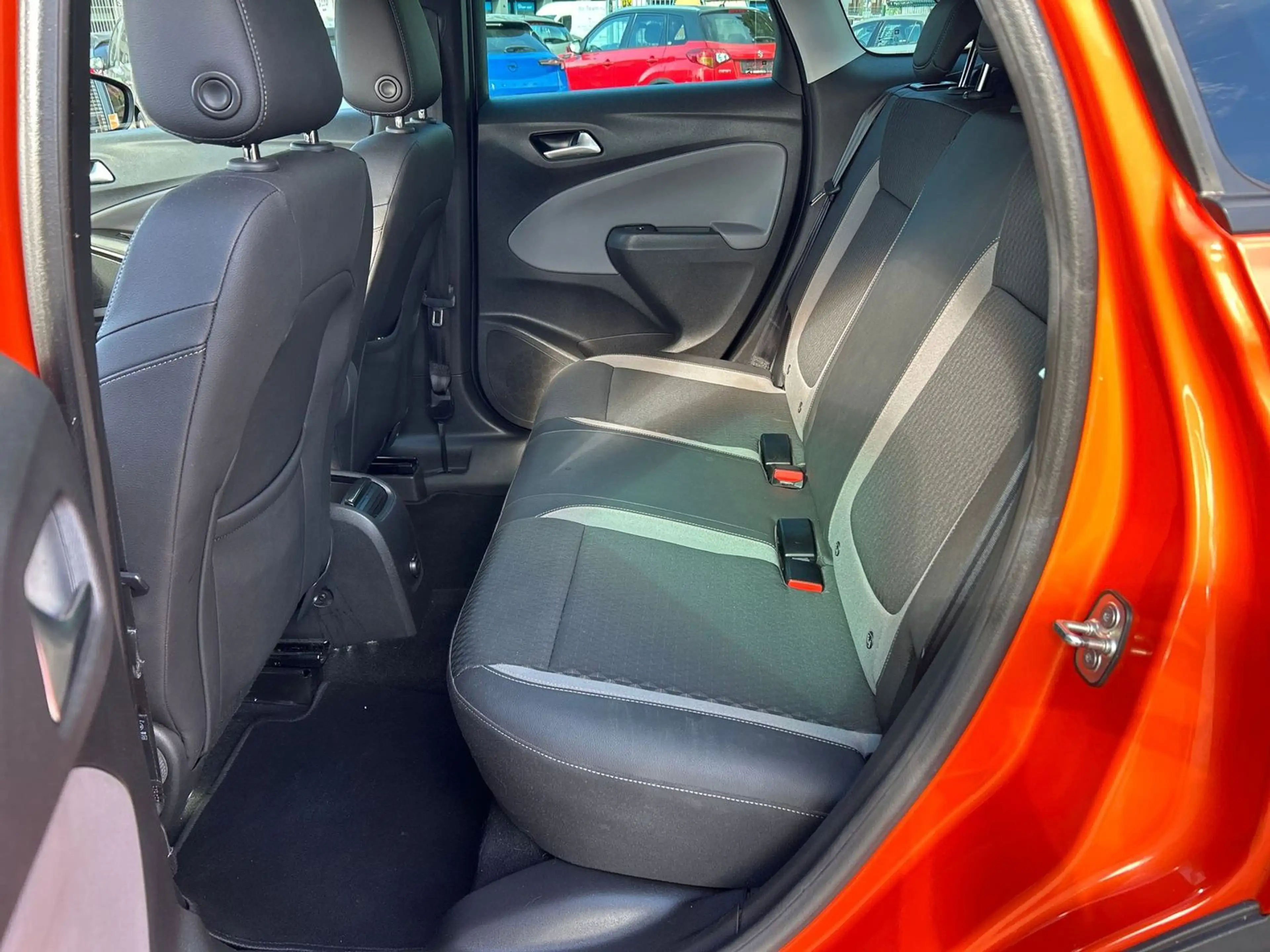 Opel Crossland X Ultimate/LED/Totwinkel/Head-up/Parkassist — photo 10