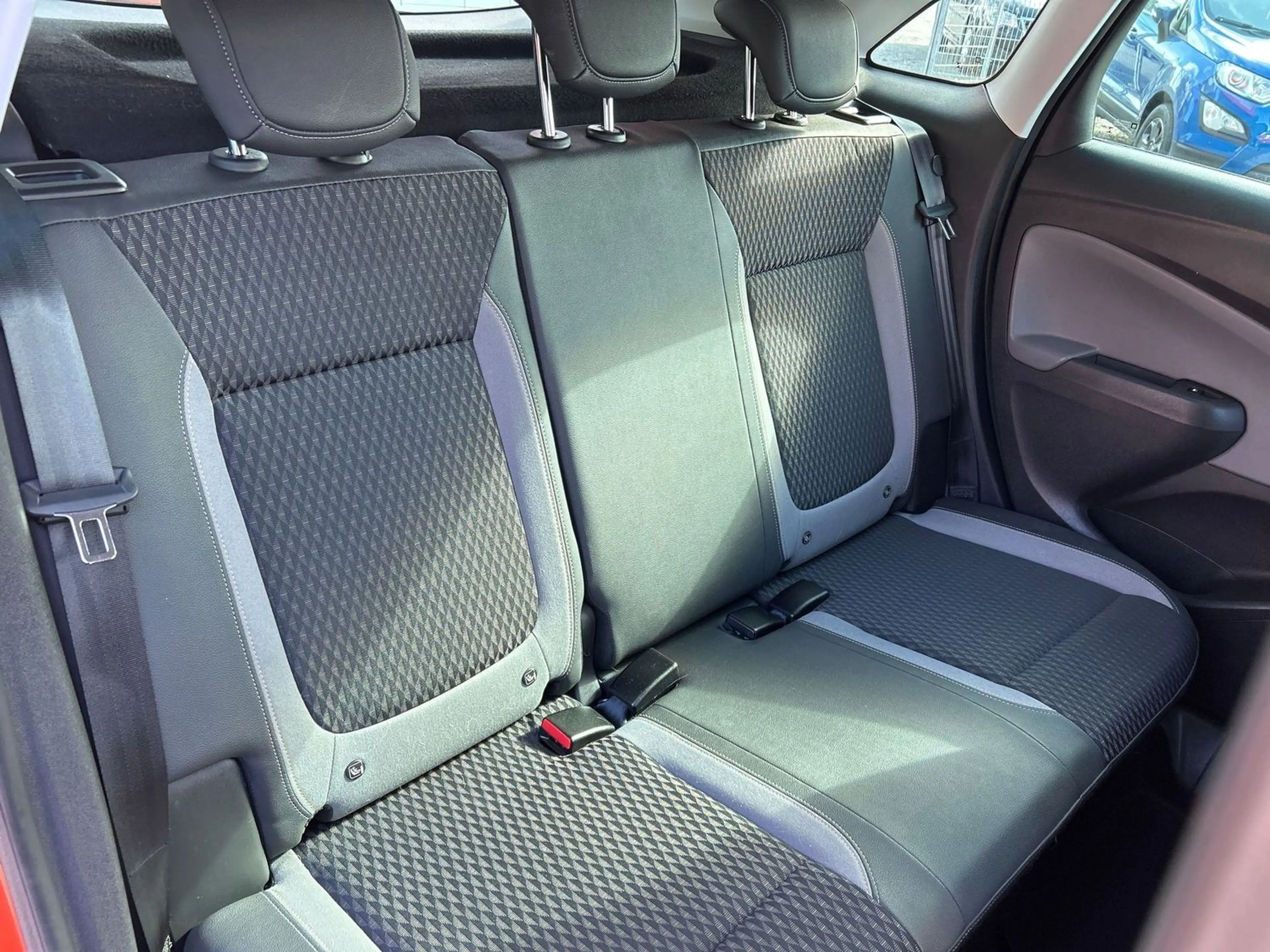 Opel Crossland X Ultimate/LED/Totwinkel/Head-up/Parkassist — photo 8