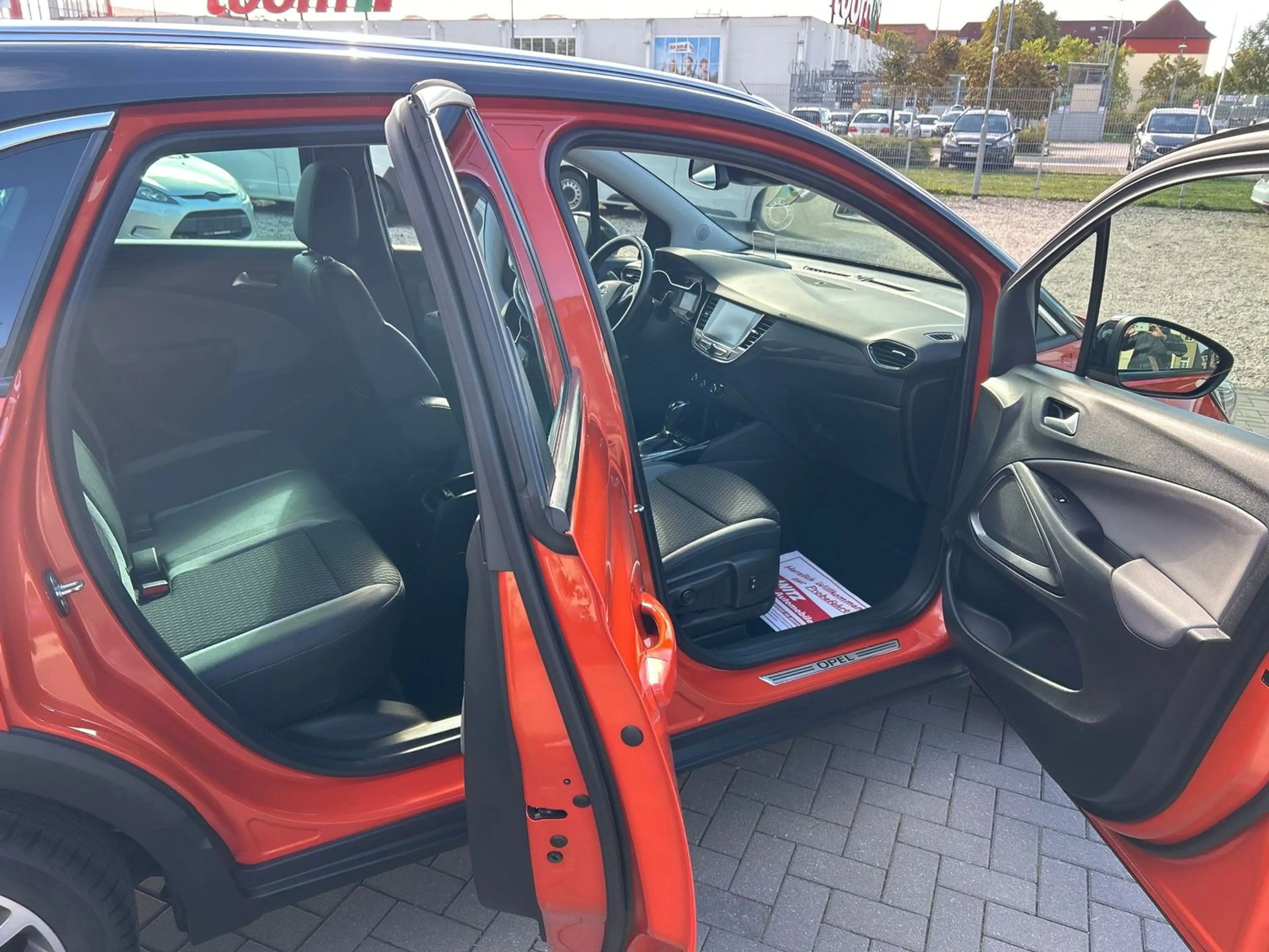 Opel Crossland X Ultimate/LED/Totwinkel/Head-up/Parkassist — photo 6