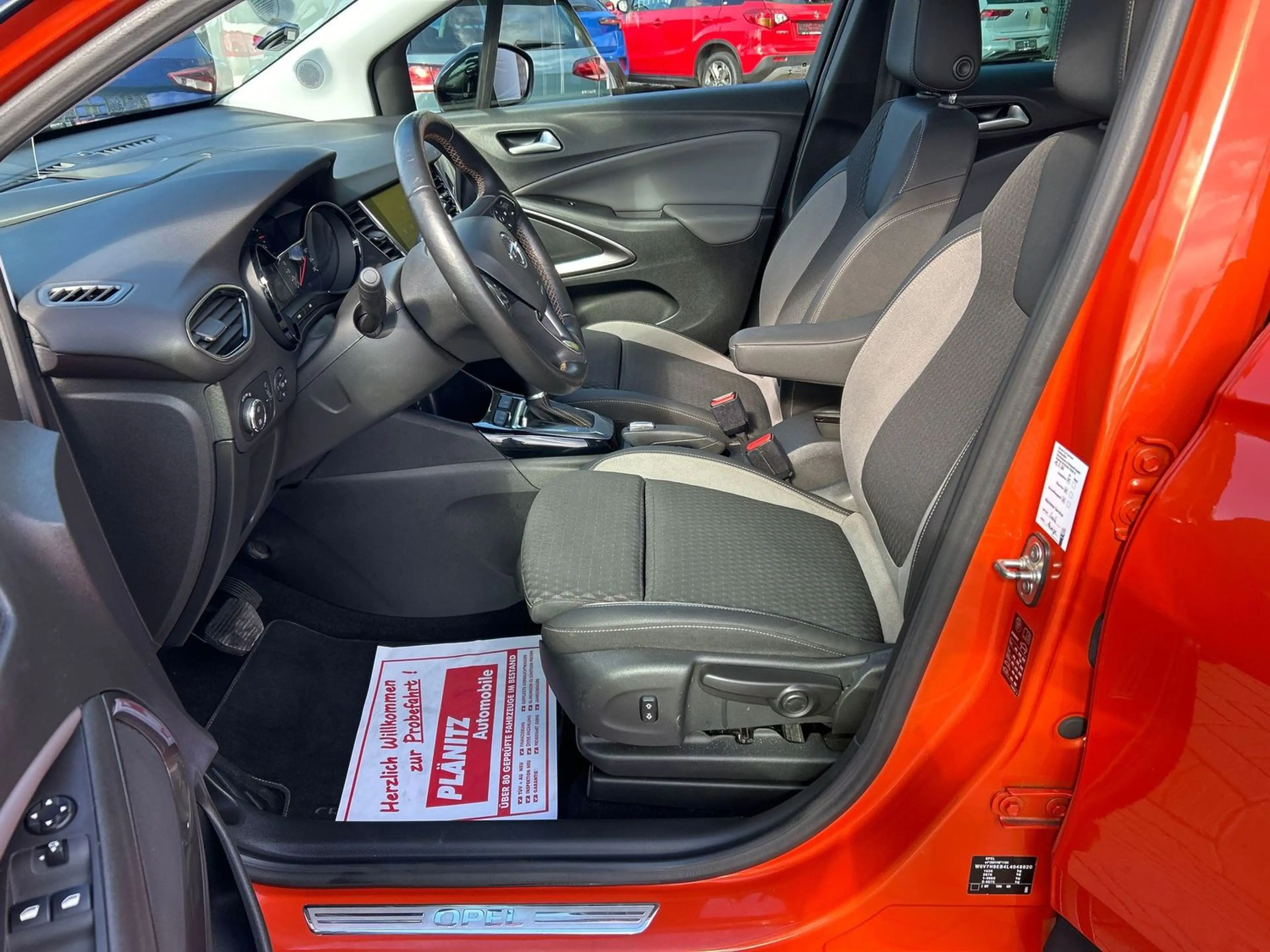 Opel Crossland X Ultimate/LED/Totwinkel/Head-up/Parkassist — photo 11