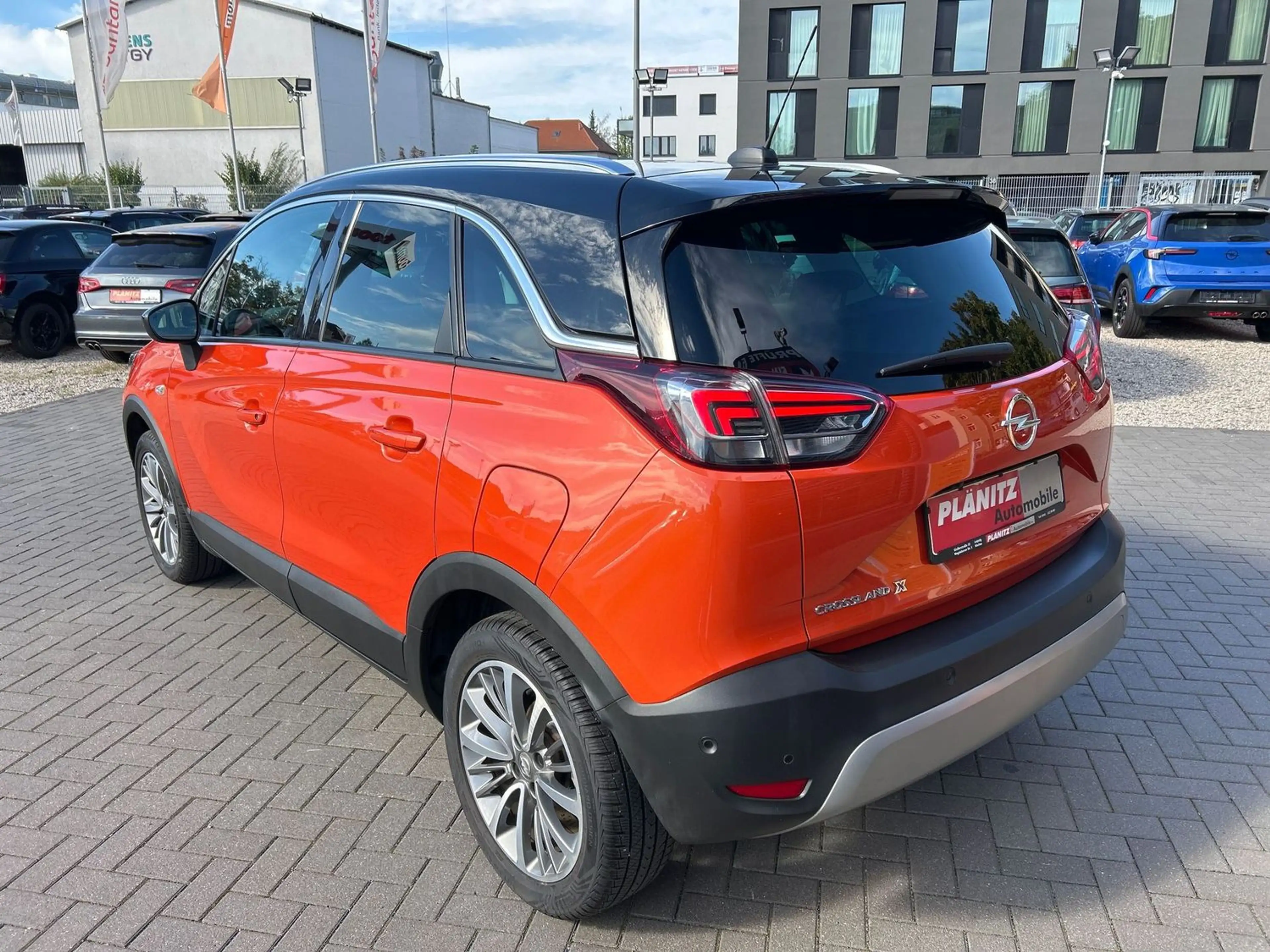Opel Crossland X Ultimate/LED/Totwinkel/Head-up/Parkassist — photo 4