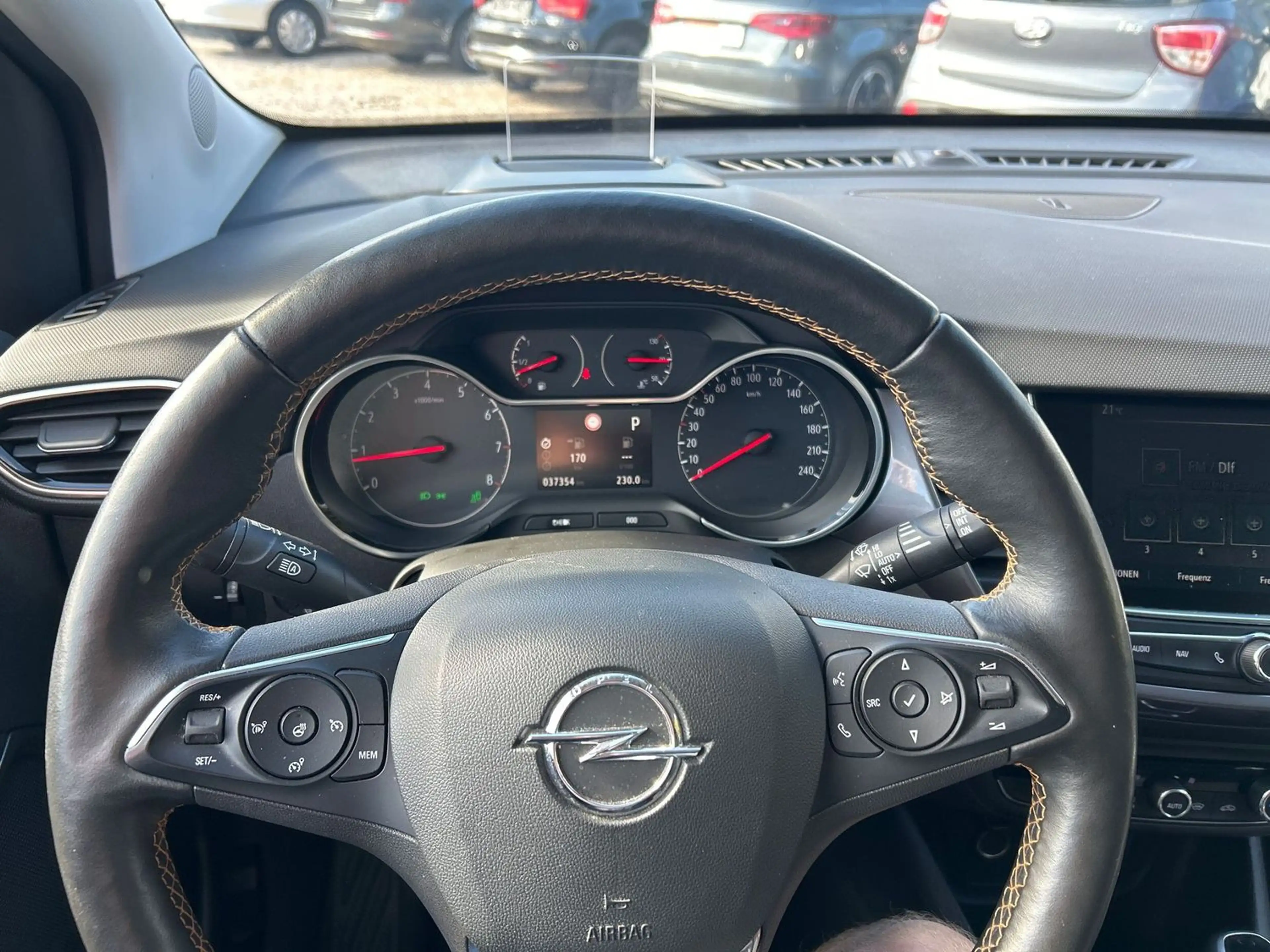Opel Crossland X Ultimate/LED/Totwinkel/Head-up/Parkassist — photo 14