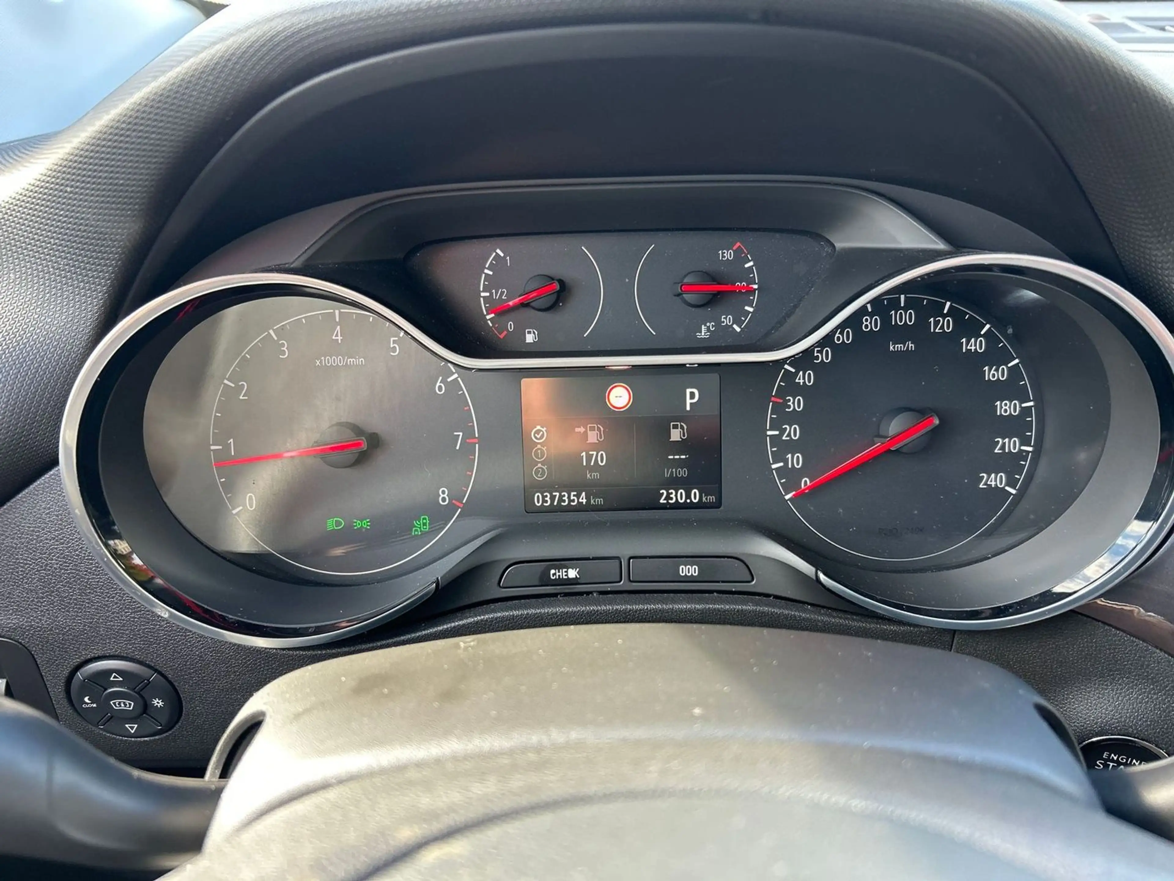 Opel Crossland X Ultimate/LED/Totwinkel/Head-up/Parkassist — photo 15