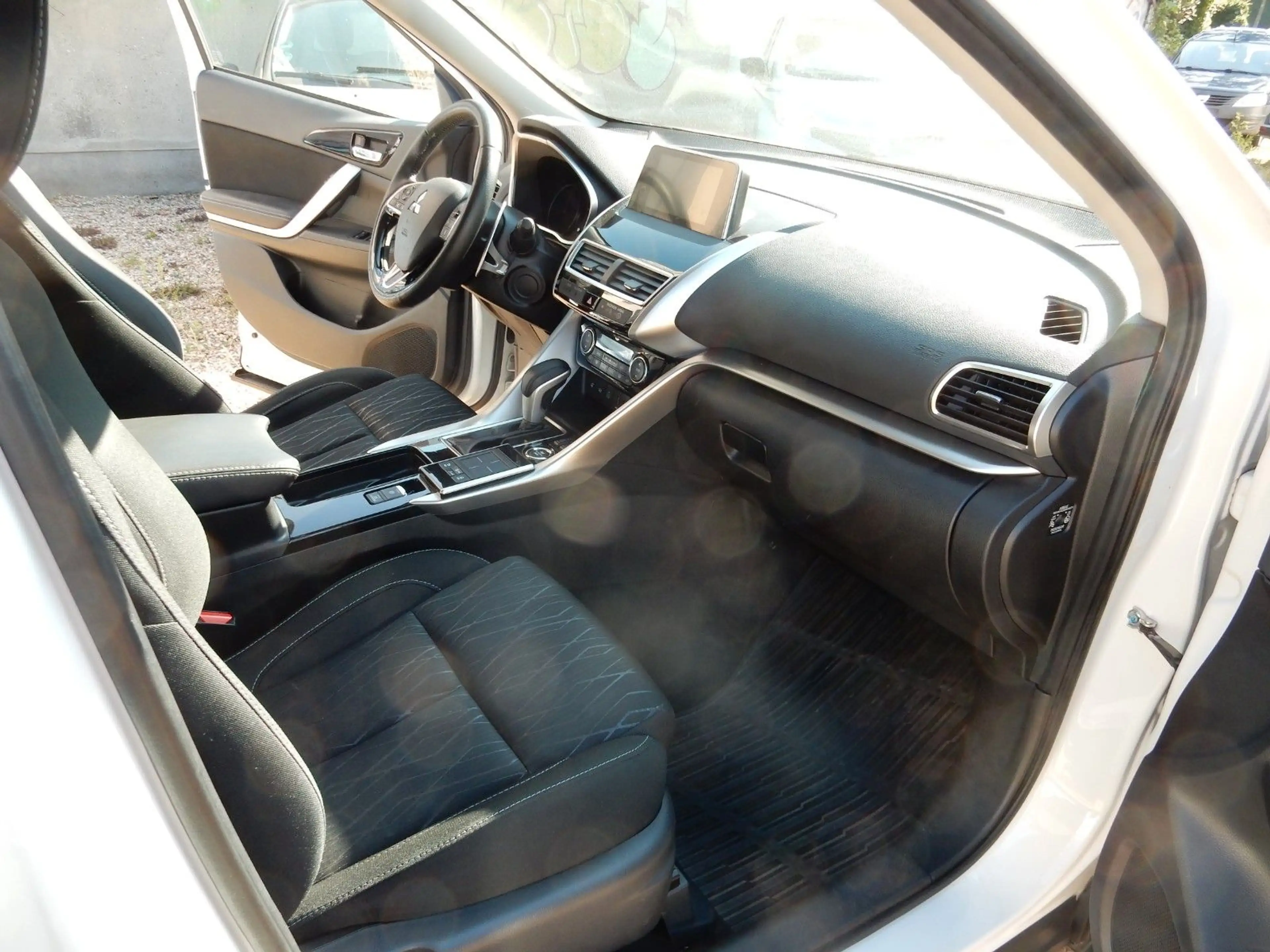 Mitsubishi Eclipse Cross Active+ 4WD — photo 8