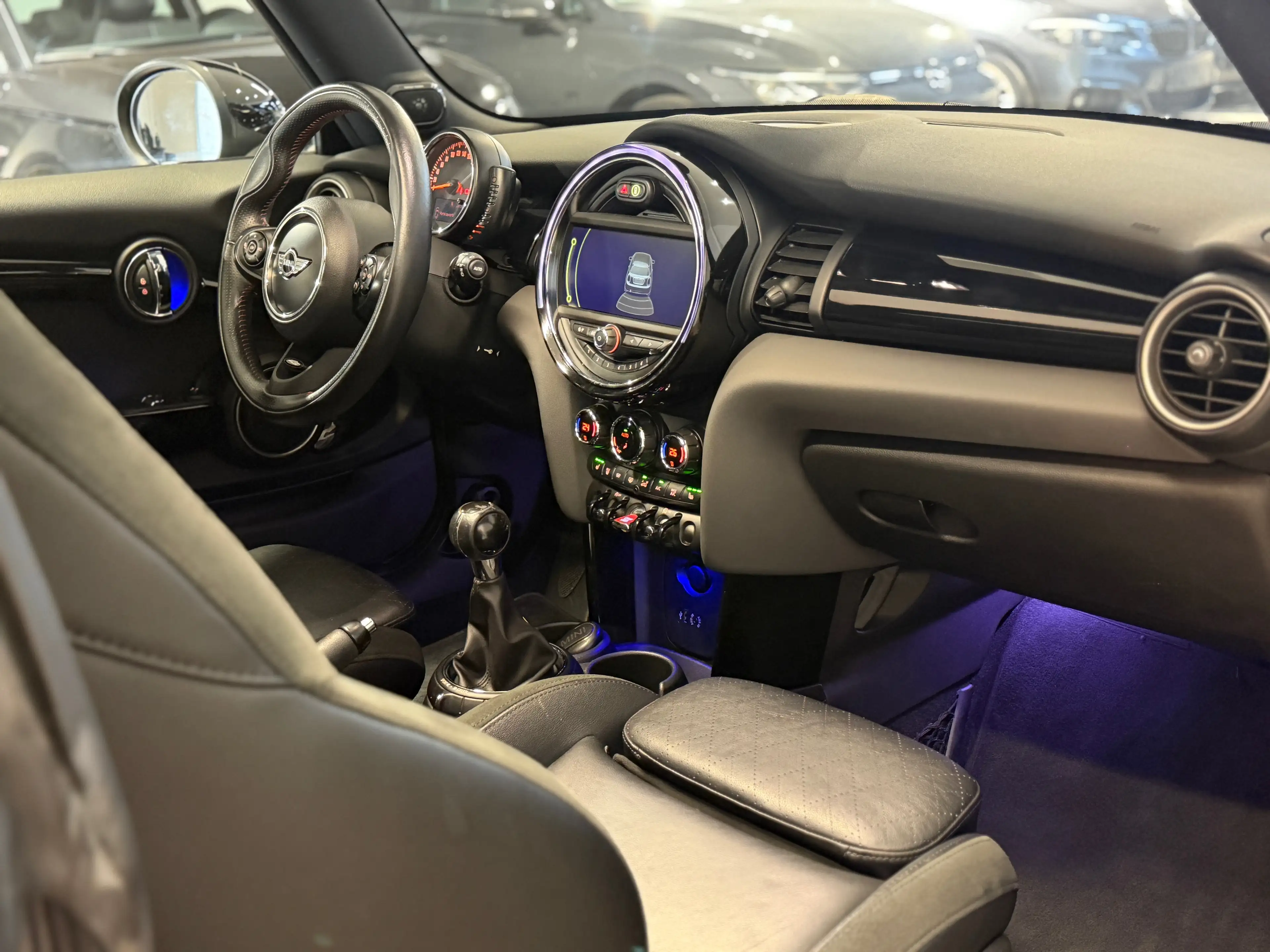 MINI Cooper S Mini 2.0 Cooper S — photo 14