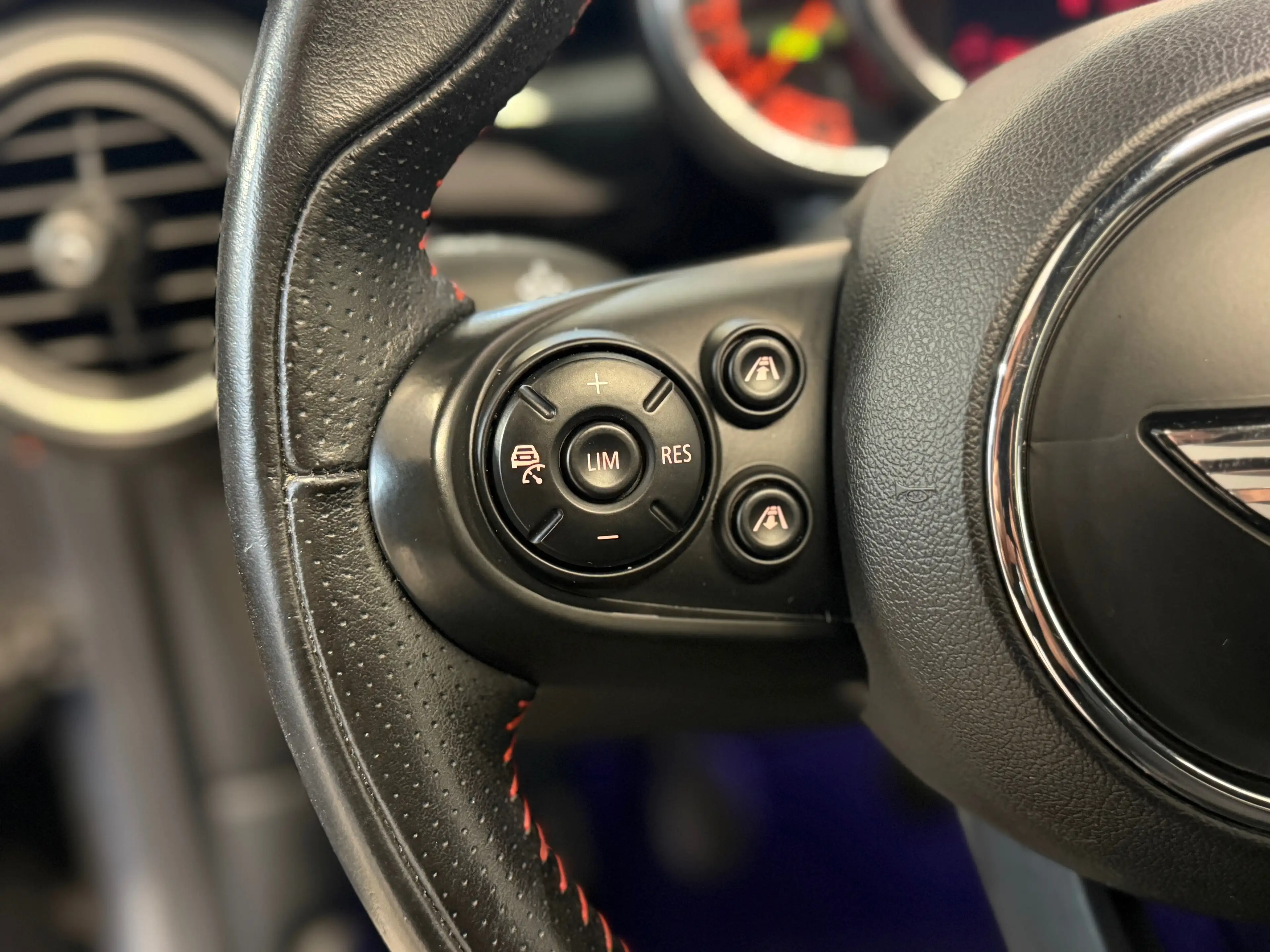 MINI Cooper S Mini 2.0 Cooper S — photo 10