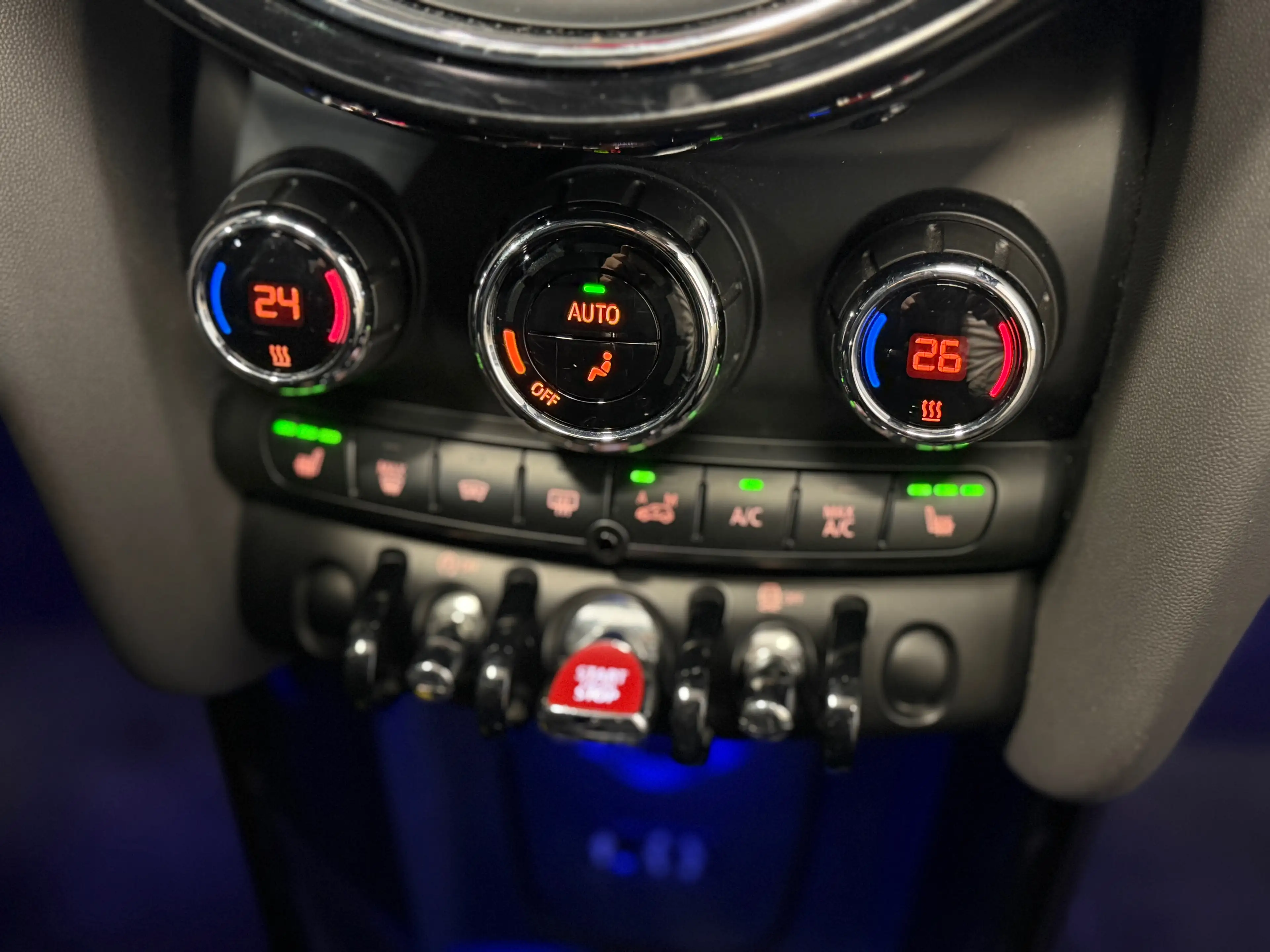 MINI Cooper S Mini 2.0 Cooper S — photo 22
