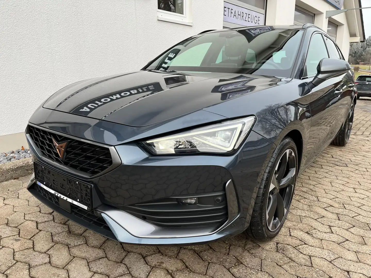 CUPRA Leon SP 1.5 eTSI DSG LED NAVI KAMERA ACC BEATS - 2