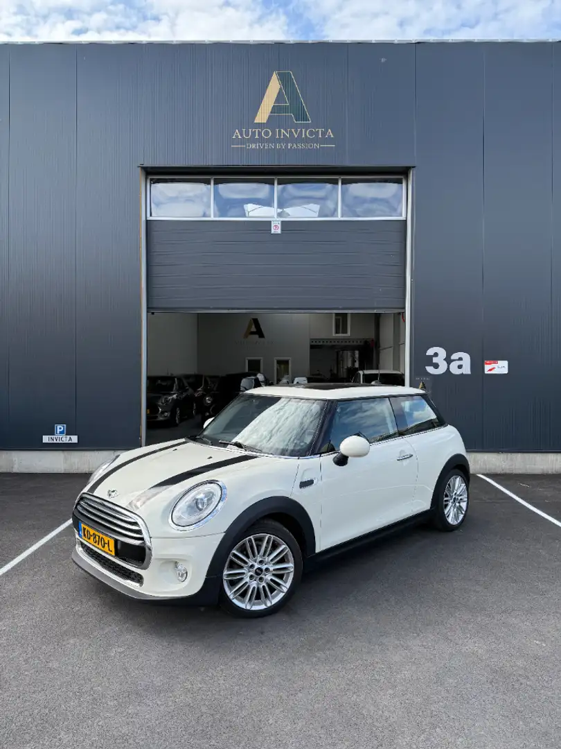 MINI Cooper 1.5 - Chili - Pano Wit - 2