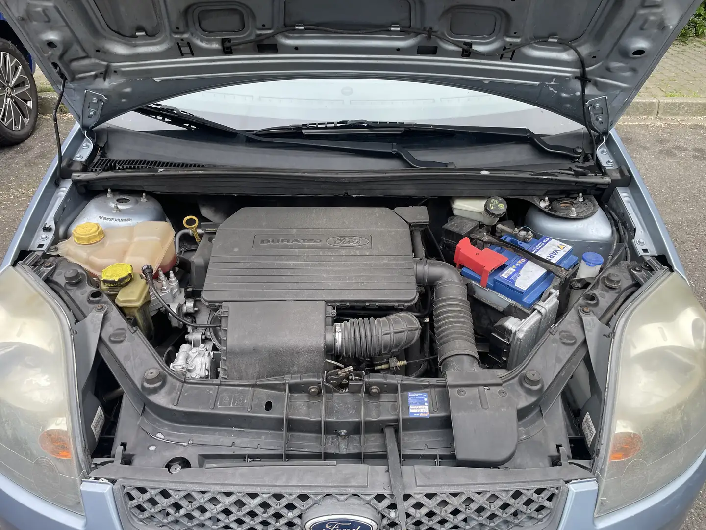 Ford Fiesta 5p 1.4i Ghia c/clima cat. - 2