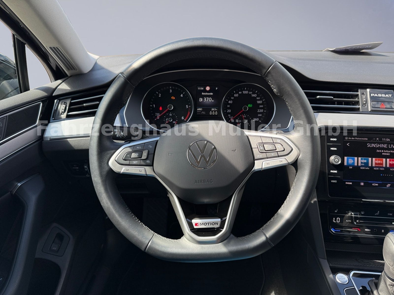 Volkswagen Passat Variant Elegance 4Motion+147kW+StHZ+IQ — photo 12