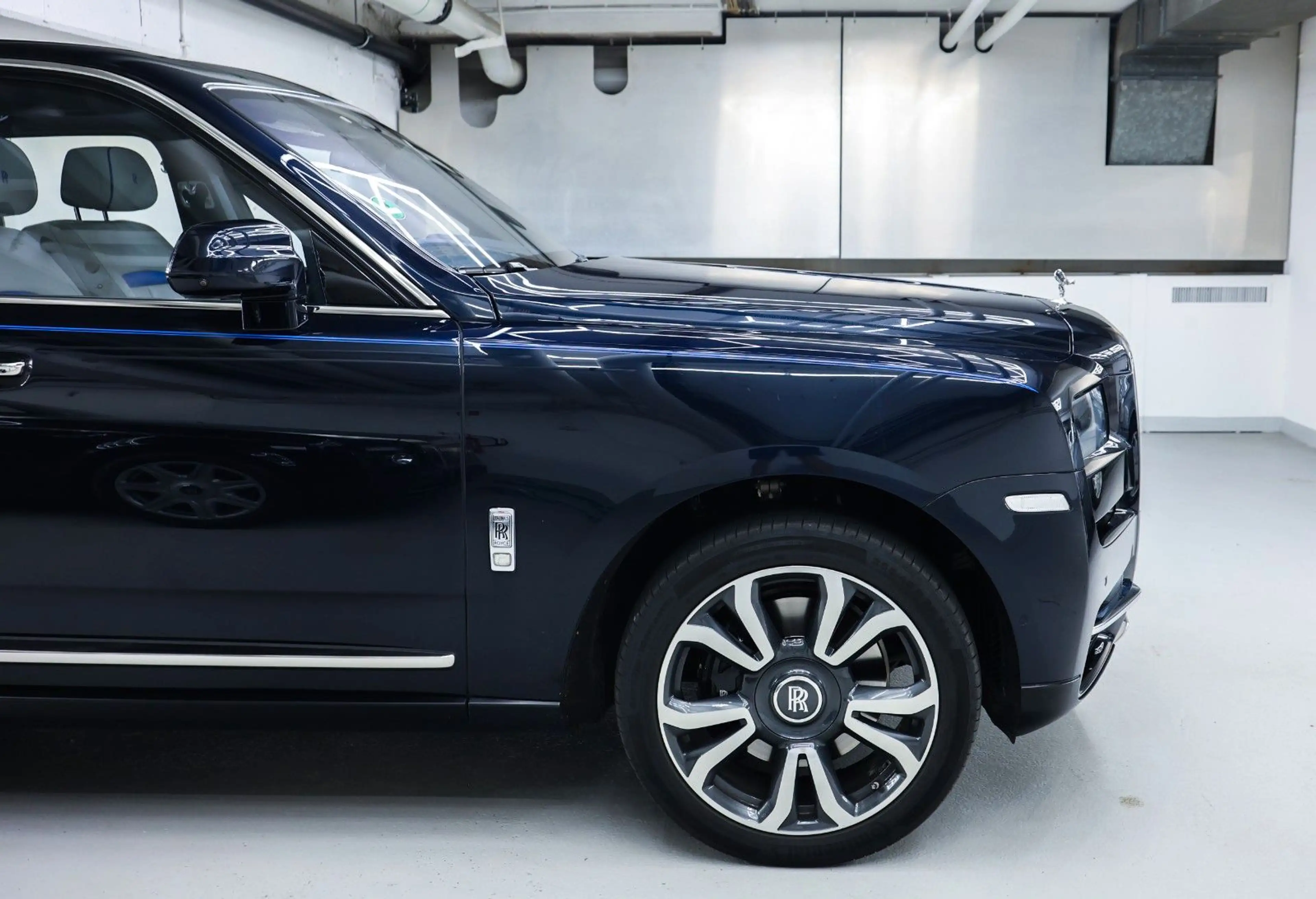 Rolls-Royce Cullinan — photo 17