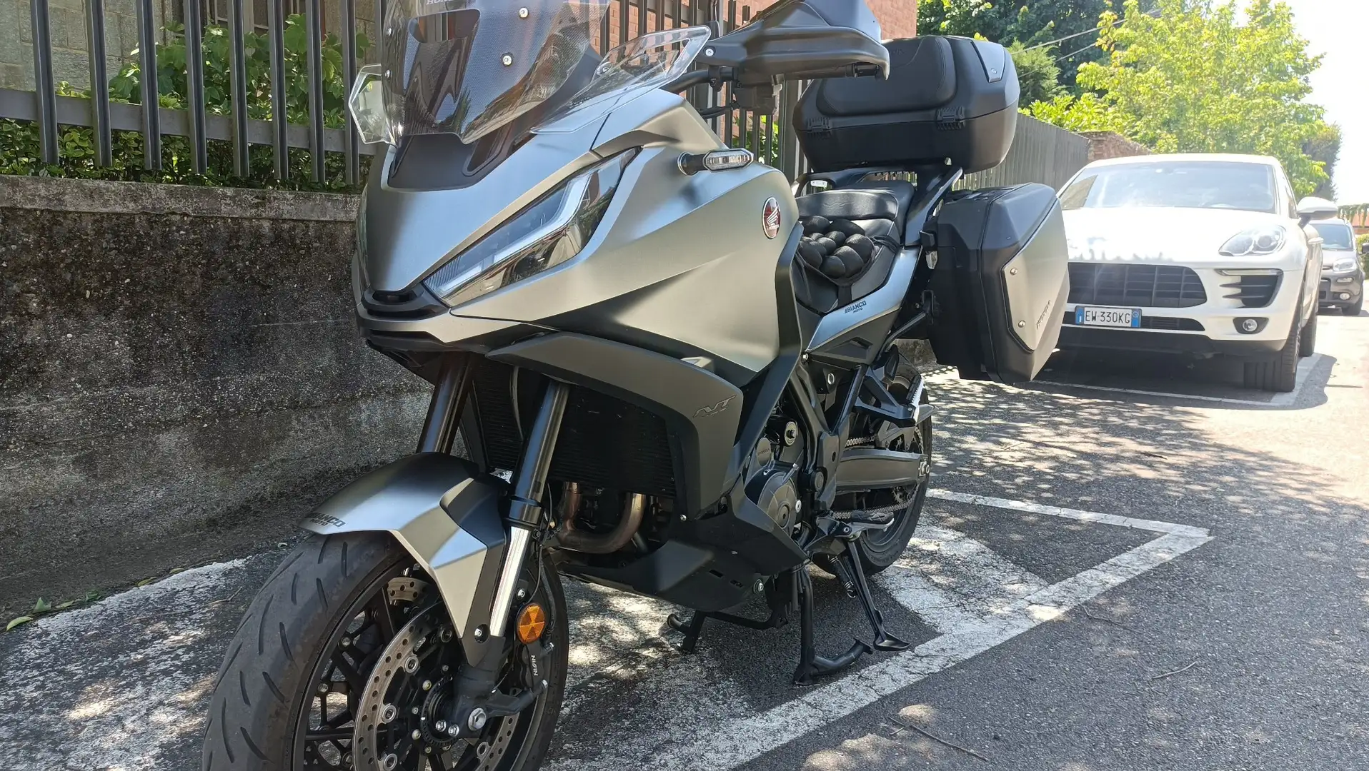 Honda NT 1100 Grigio - 1